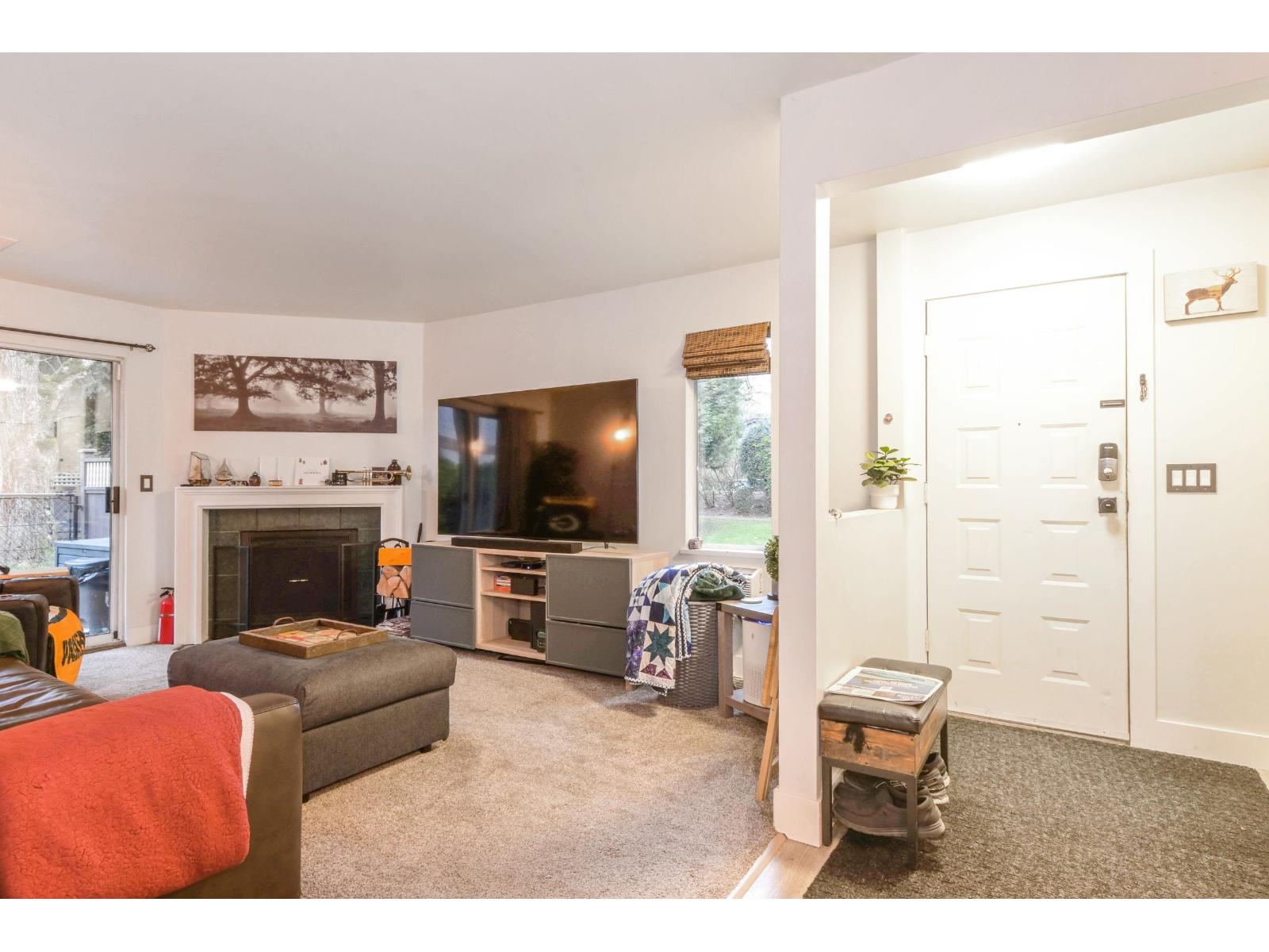 114 34909 Old Yale Road, Abbotsford, British Columbia  V3G 2E7 - Photo 2 - R3112240