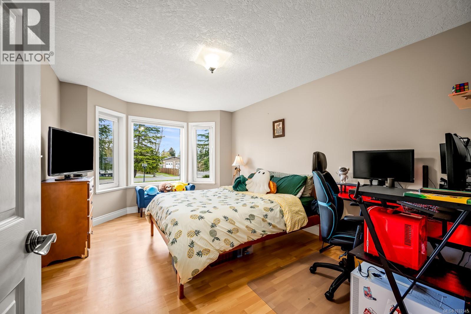 4651 Montrose Dr, Courtenay, British Columbia  V9N 9S8 - Photo 16 - 1032345