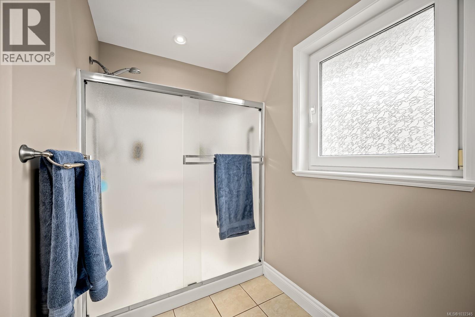 4651 Montrose Dr, Courtenay, British Columbia  V9N 9S8 - Photo 18 - 1032345