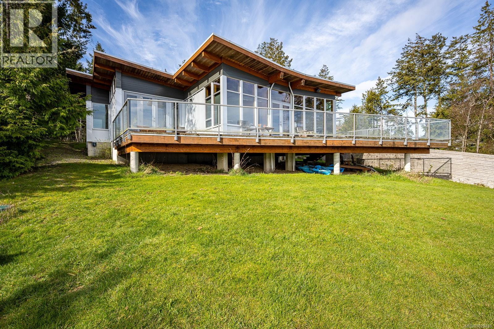 3870 East Rd, Denman Island, British Columbia