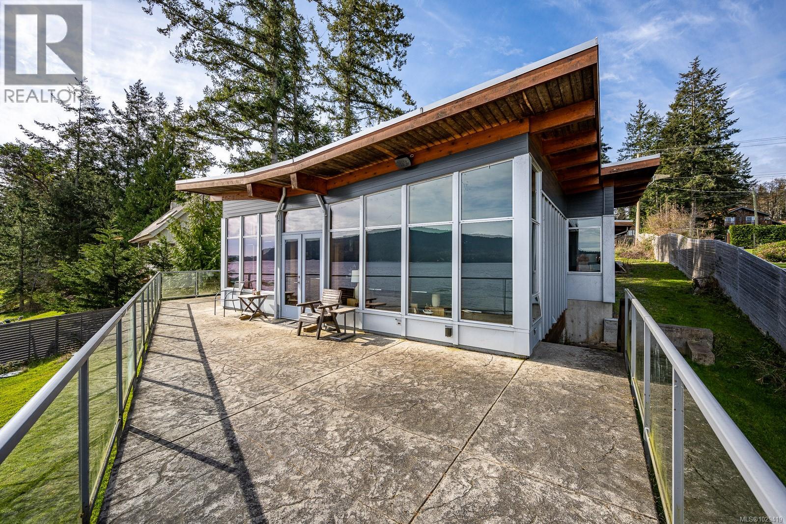 3870 East Rd, Denman Island, British Columbia  V0R 1T0 - Photo 6 - 1029419