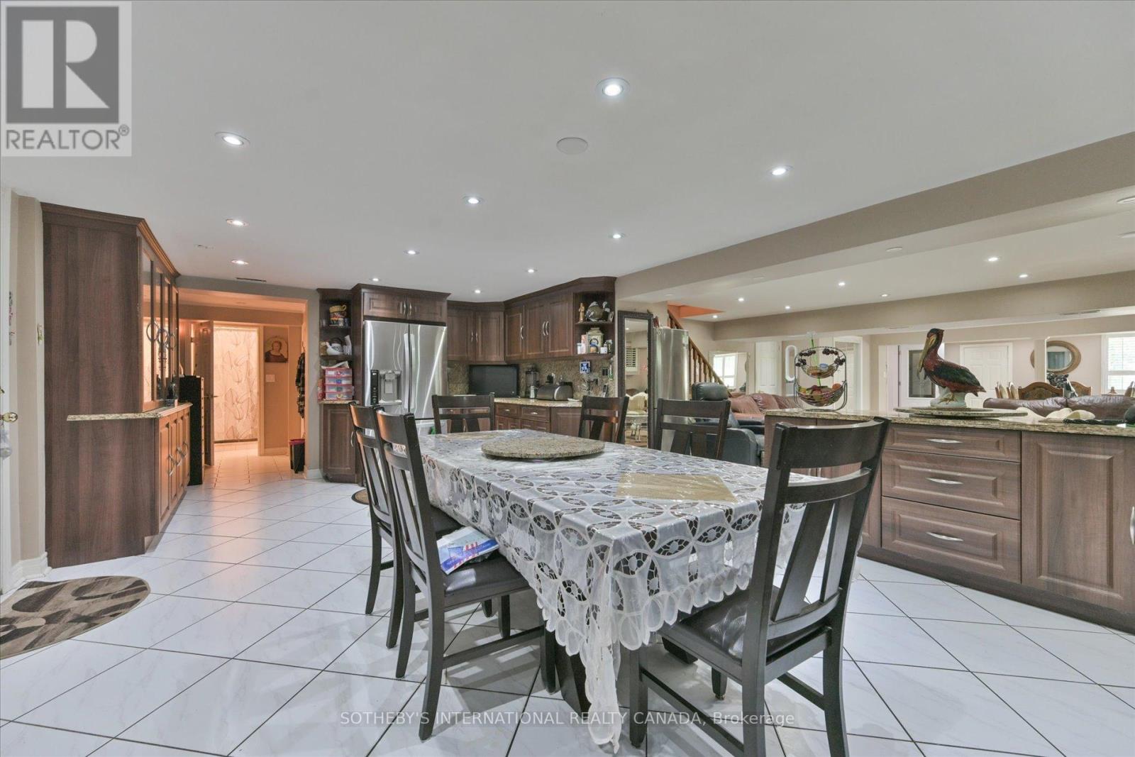502 Queens Drive, Toronto, Ontario  M6L 1M8 - Photo 12 - W13007492
