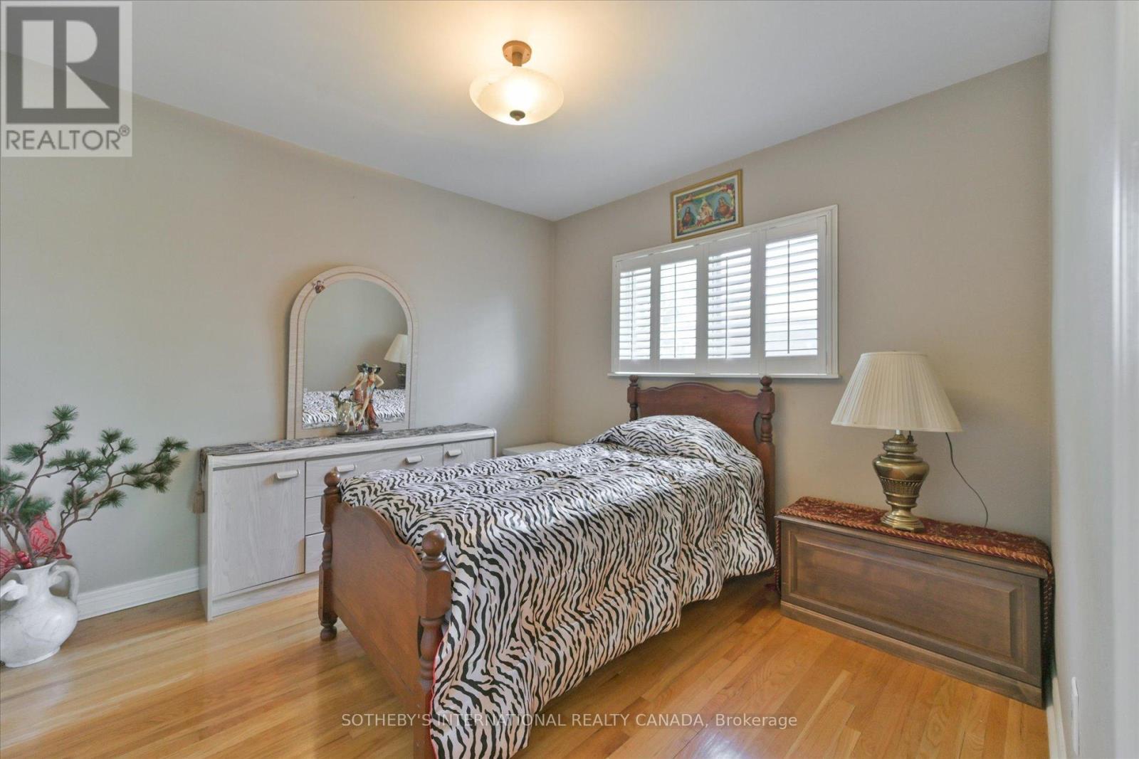 502 Queens Drive, Toronto, Ontario  M6L 1M8 - Photo 20 - W13007492