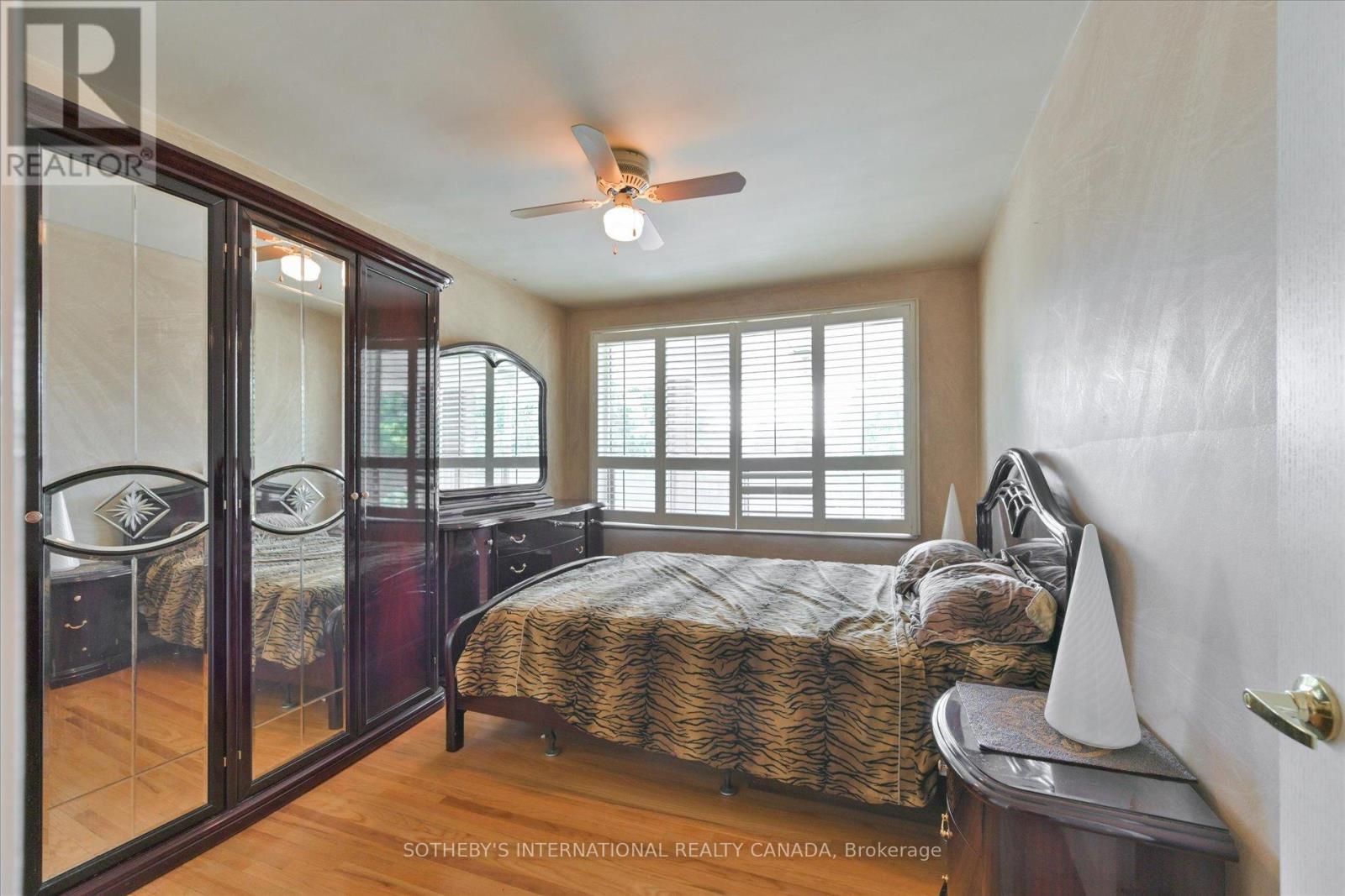 502 Queens Drive, Toronto, Ontario  M6L 1M8 - Photo 21 - W13007492