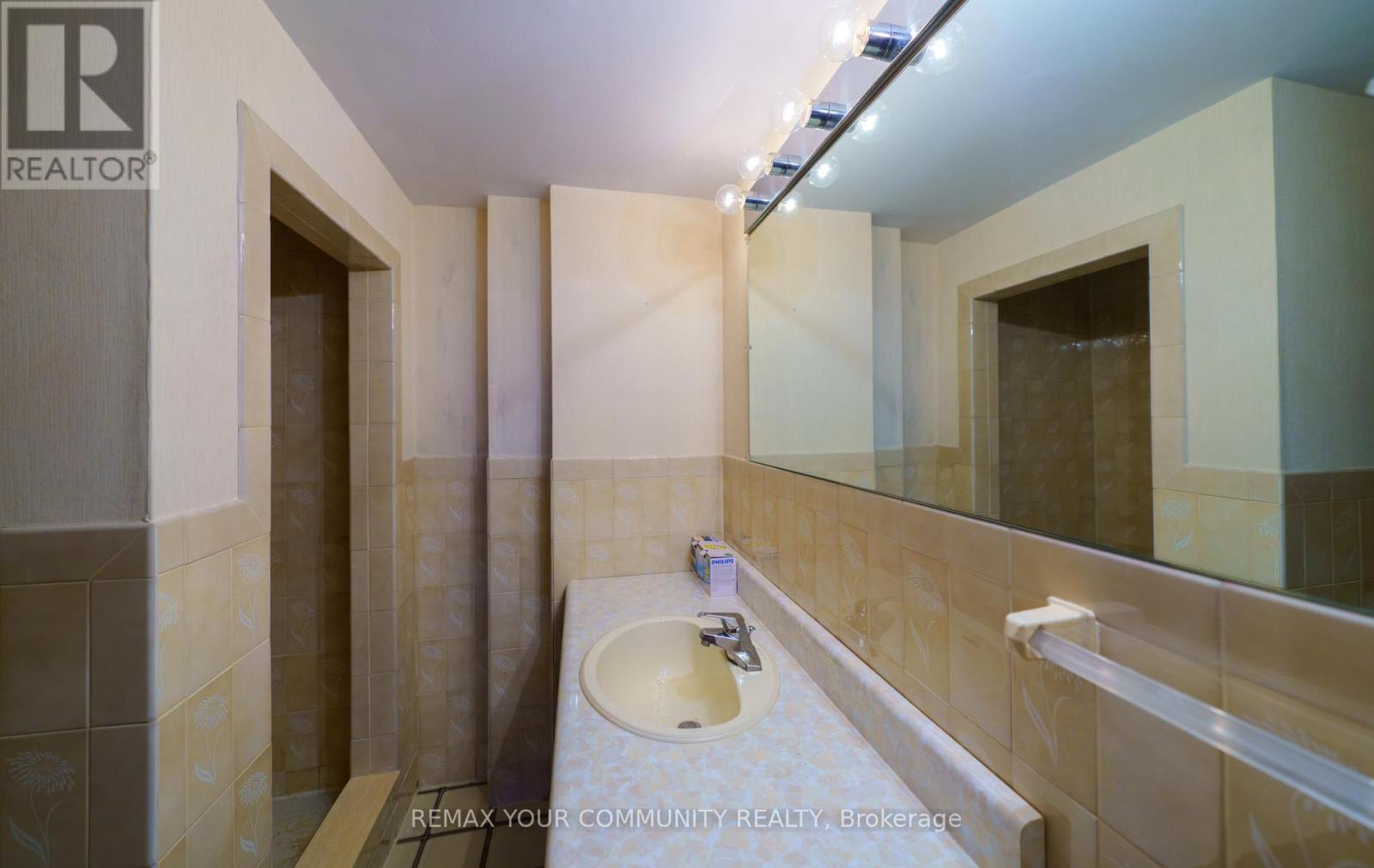 47 Ollerton Road, Toronto, Ontario  M3J 1Y2 - Photo 33 - W13007522