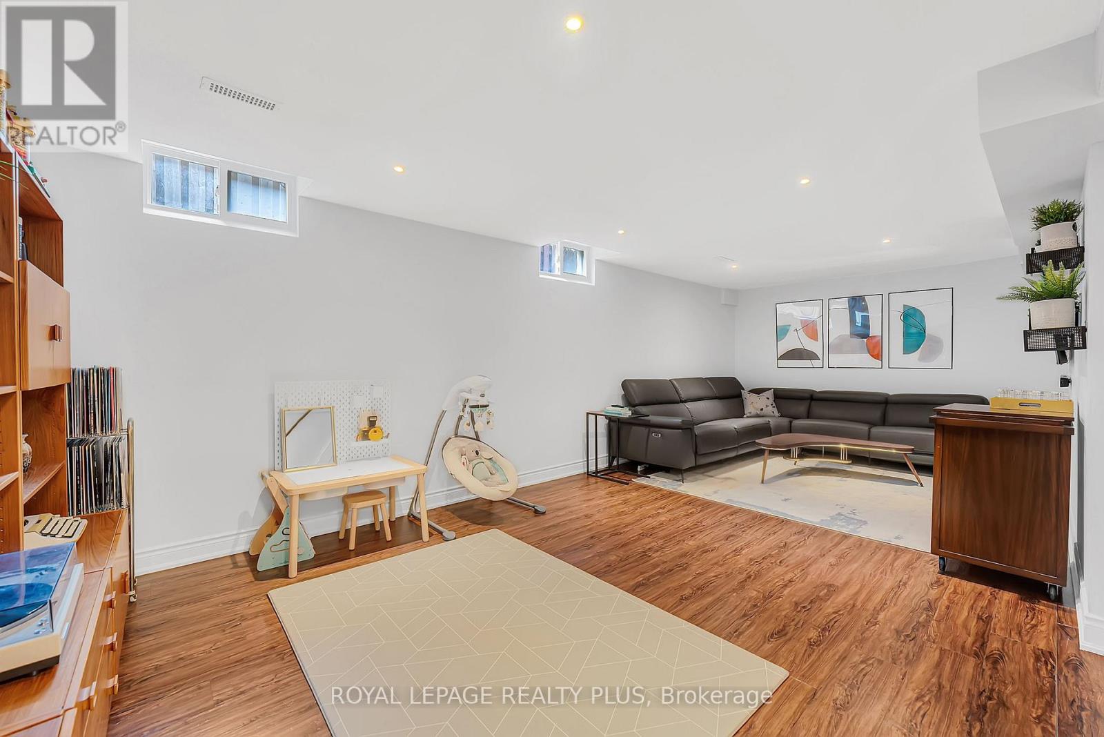 4241 Anworld Place, Mississauga, Ontario  L4W 2W1 - Photo 30 - W13007526