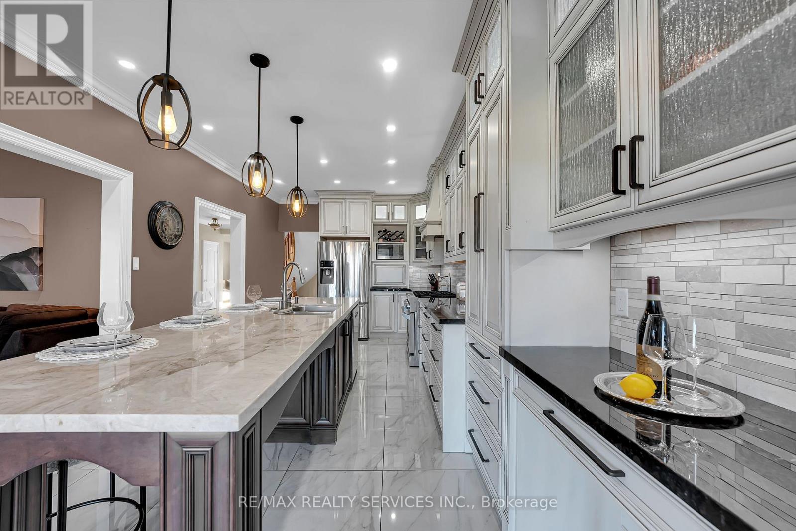 96 Porchlight Road, Brampton, Ontario  L6X 4R9 - Photo 10 - W13007538