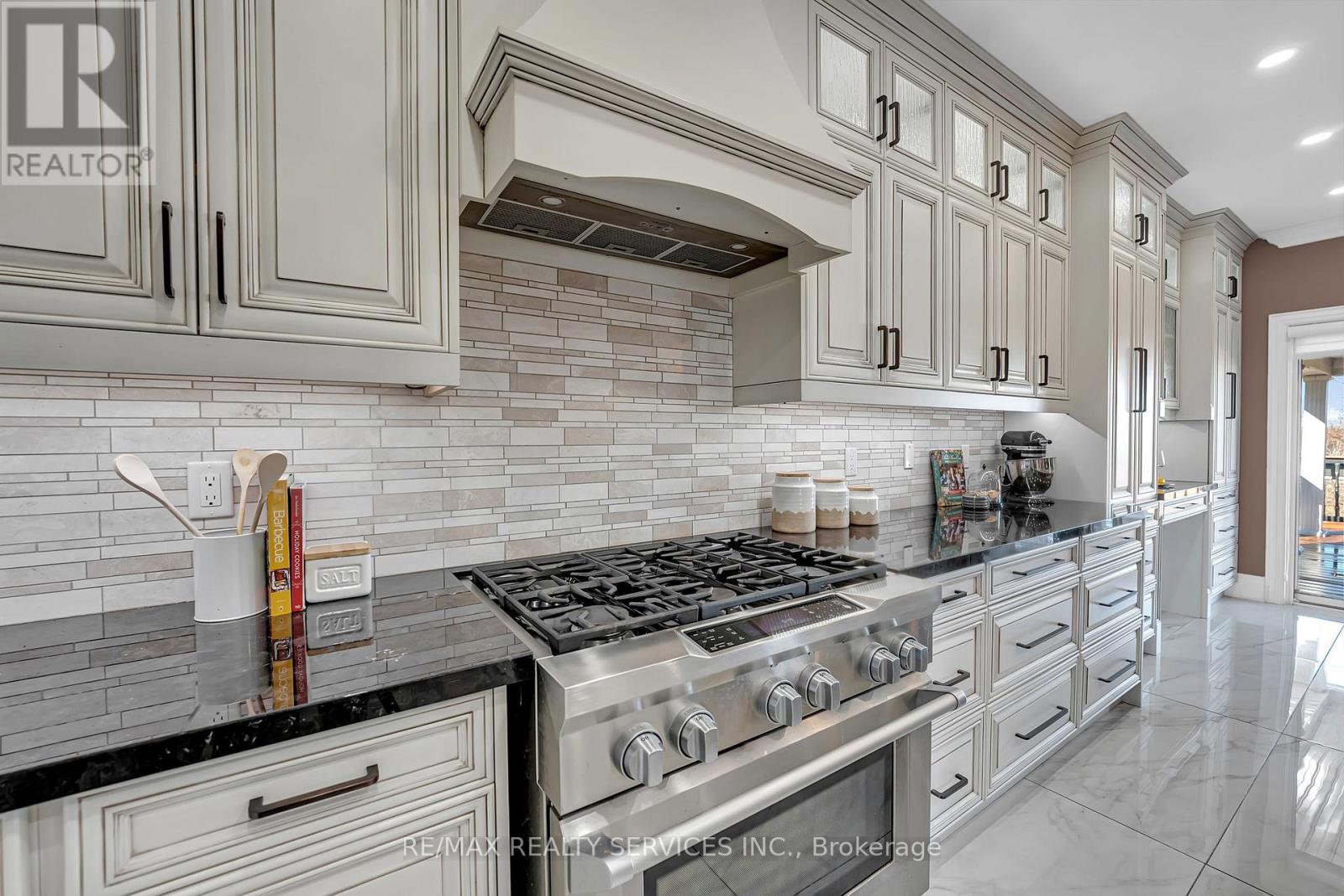 96 Porchlight Road, Brampton, Ontario  L6X 4R9 - Photo 12 - W13007538