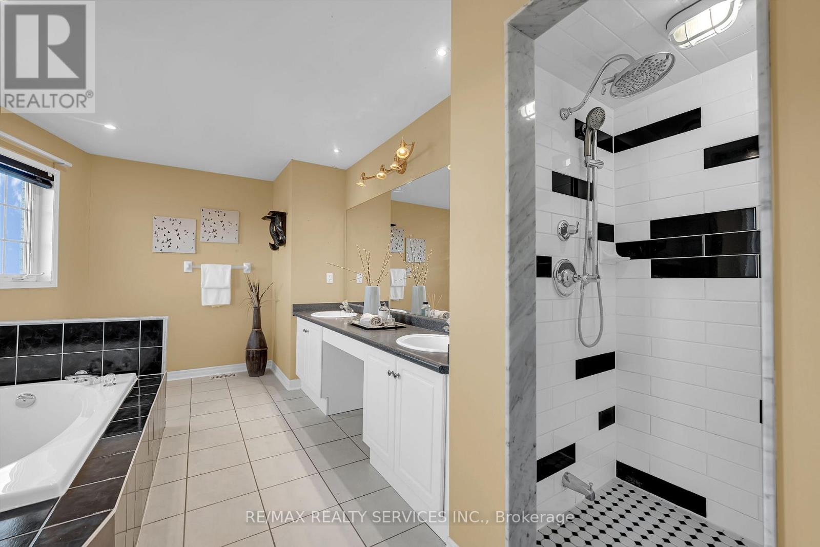 96 Porchlight Road, Brampton, Ontario  L6X 4R9 - Photo 25 - W13007538