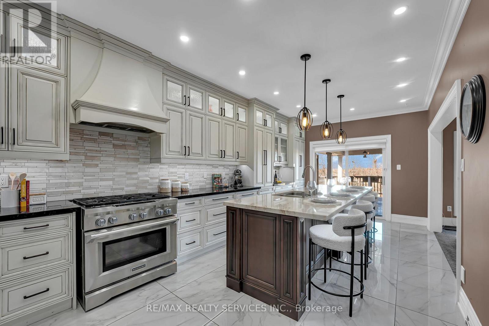 96 Porchlight Road, Brampton, Ontario  L6X 4R9 - Photo 8 - W13007538