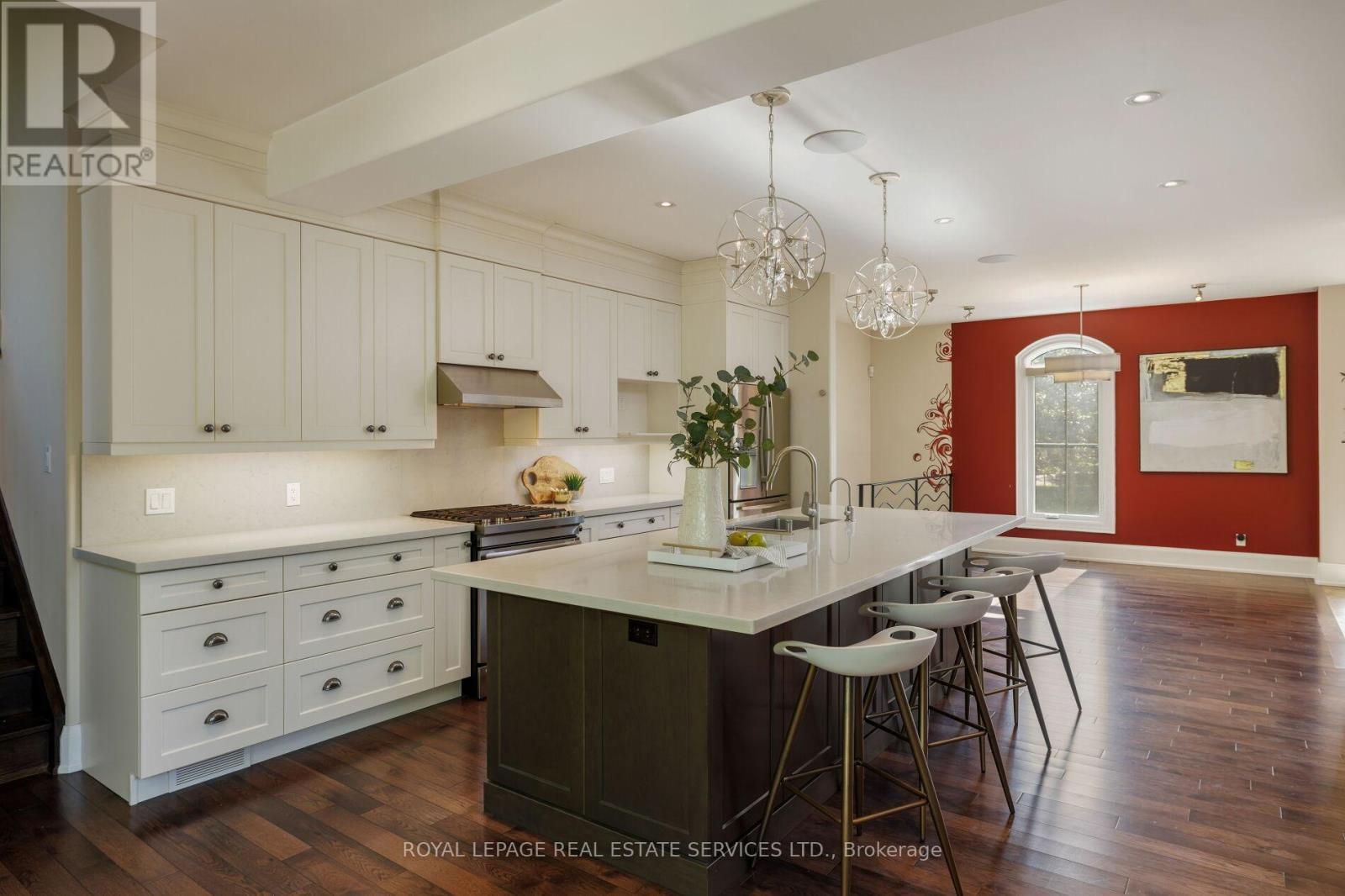 2448 Bridge Road, Oakville, Ontario  L6L 5C2 - Photo 13 - W13007552