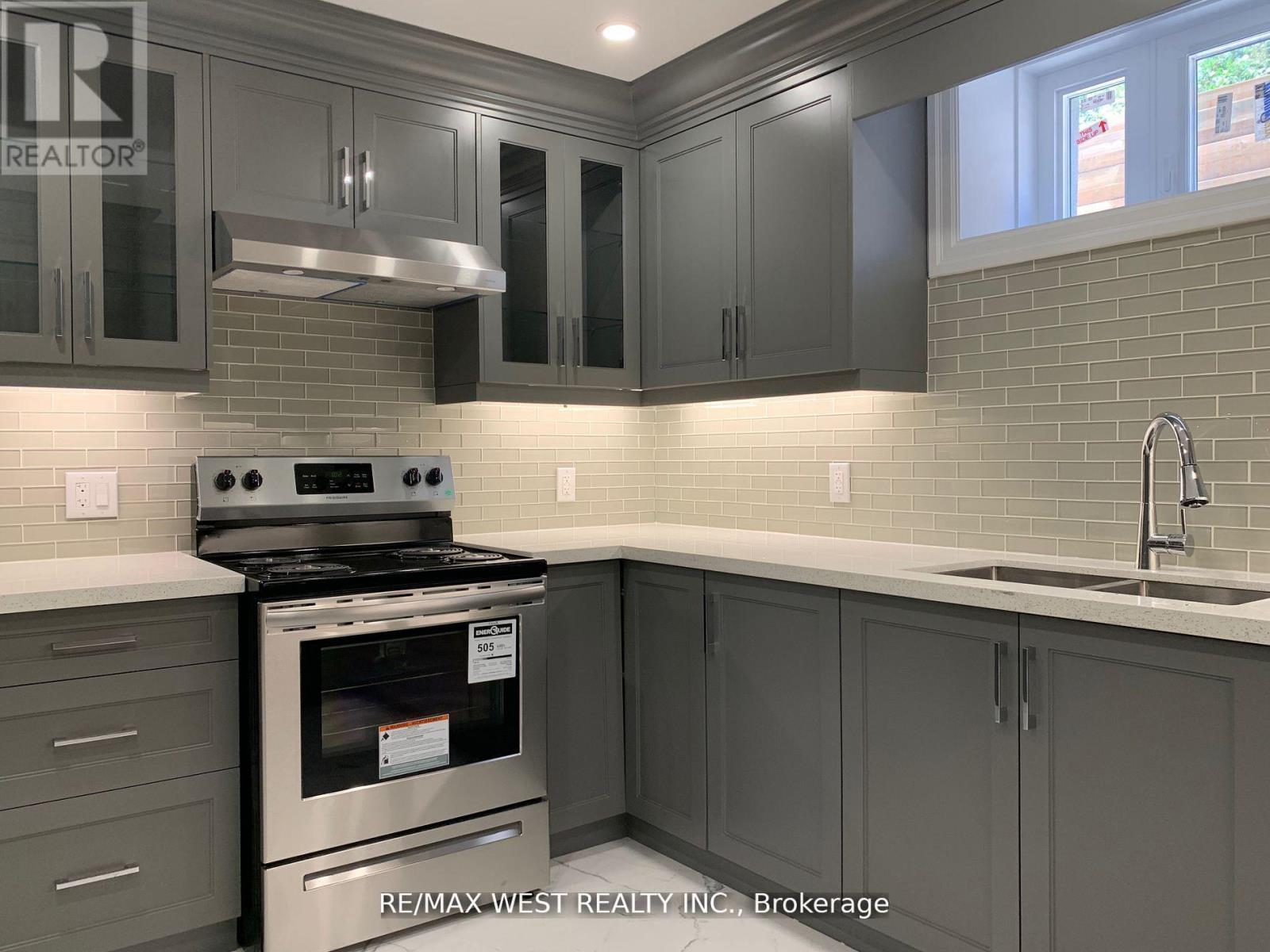 Lower - 1495 King Street W, Toronto, Ontario  M6K 1J4 - Photo 5 - W13007630