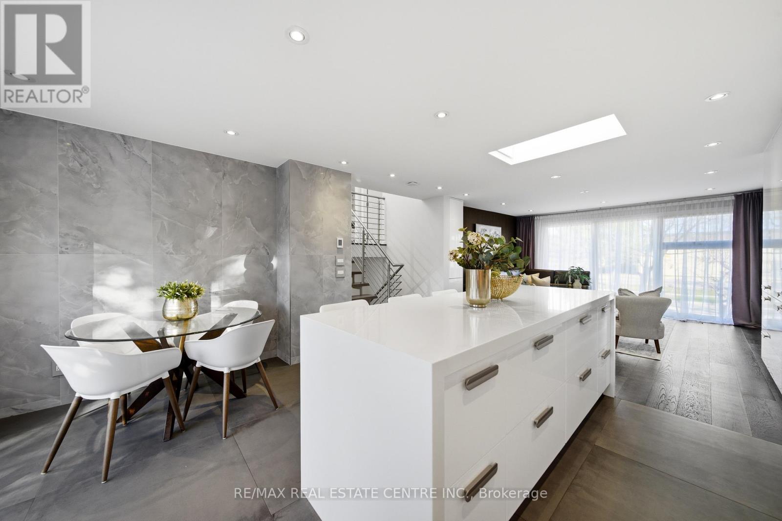 2467 Bonner Road, Mississauga, Ontario  L5J 2E1 - Photo 10 - W13007638