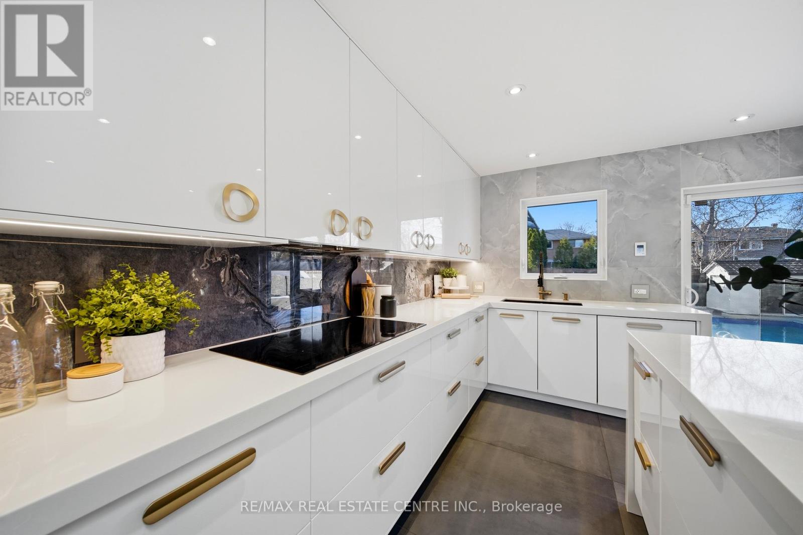 2467 Bonner Road, Mississauga, Ontario  L5J 2E1 - Photo 8 - W13007638