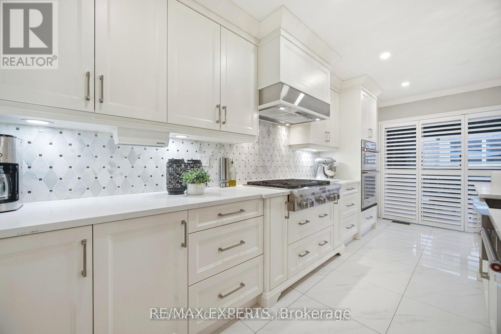 194 Fandango Drive, Brampton, Ontario  L6X 0L3 - Photo 11 - W13007772