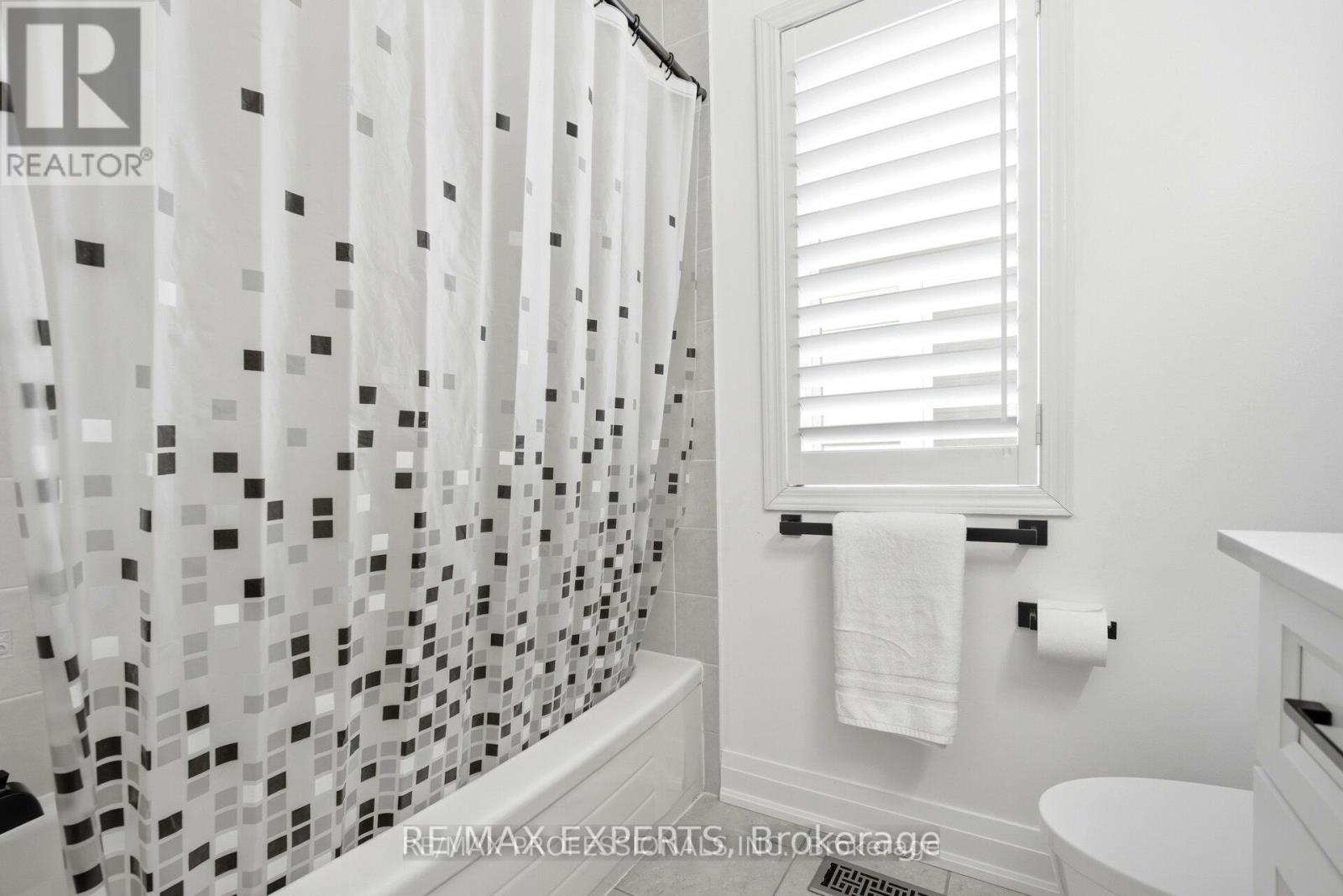 194 Fandango Drive, Brampton, Ontario  L6X 0L3 - Photo 35 - W13007772