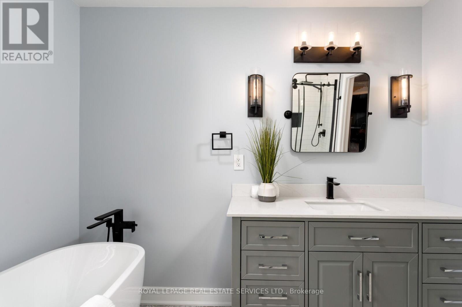 2213 Littondale Lane, Oakville, Ontario  L6M 0A6 - Photo 25 - W13007776