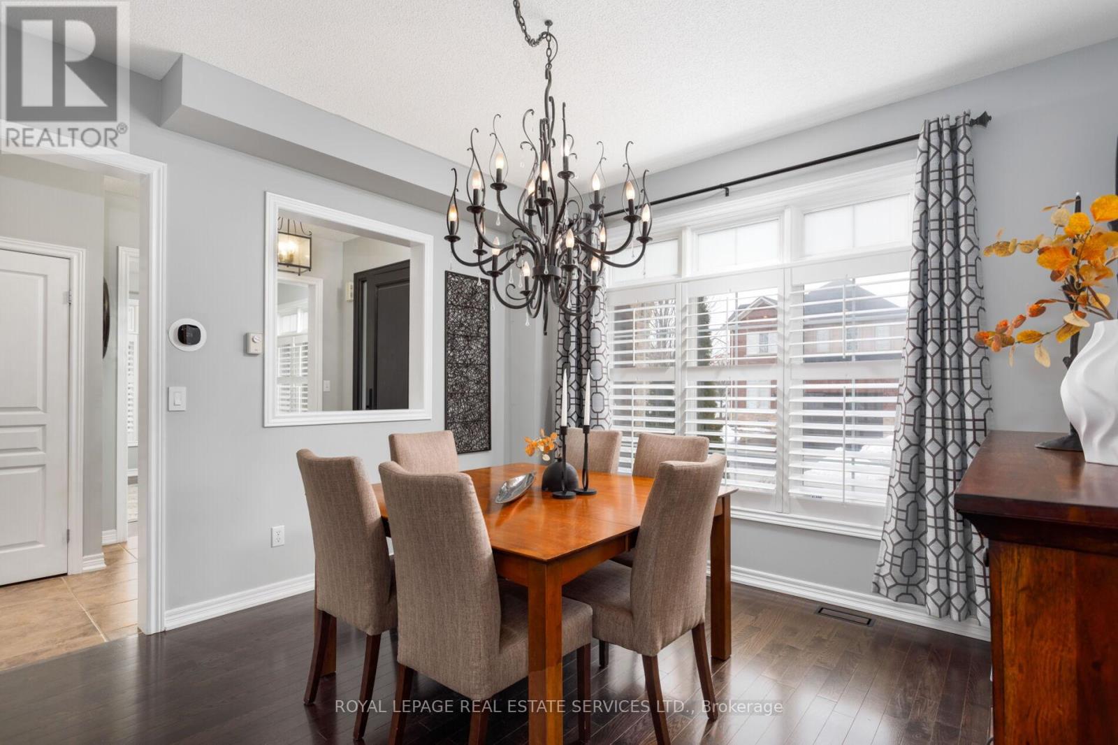 2213 Littondale Lane, Oakville, Ontario  L6M 0A6 - Photo 7 - W13007776