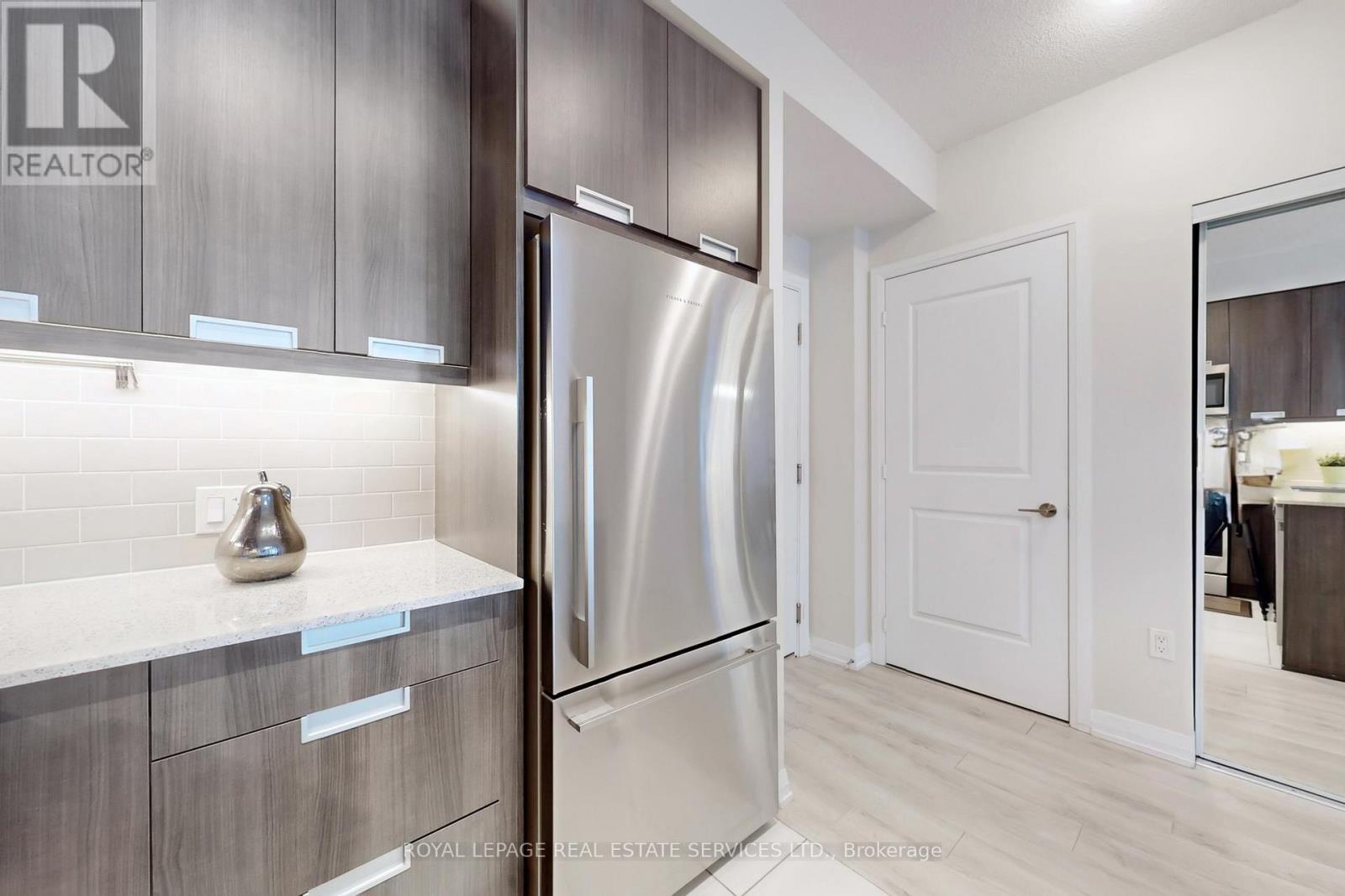 615 - 35 Watergarden Dr. Drive, Mississauga, Ontario  L5R 0G8 - Photo 14 - W13007824