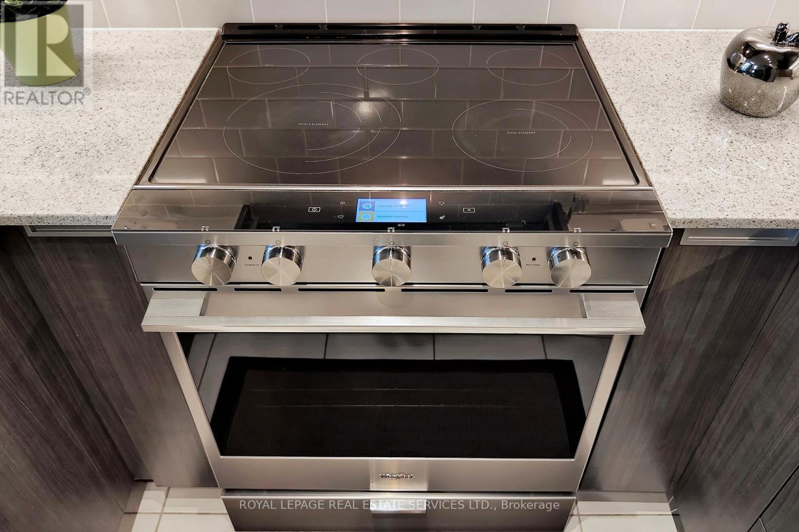 615 - 35 Watergarden Dr. Drive, Mississauga, Ontario  L5R 0G8 - Photo 16 - W13007824