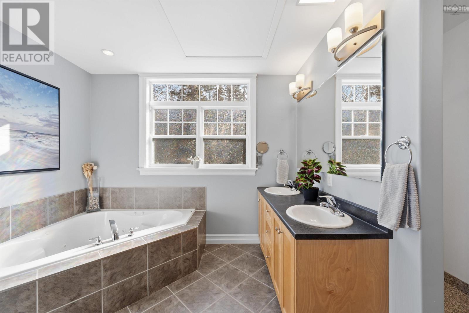 124 Murray Road, Eastern Passage, Nova Scotia  B3G 1S3 - Photo 18 - 202607651