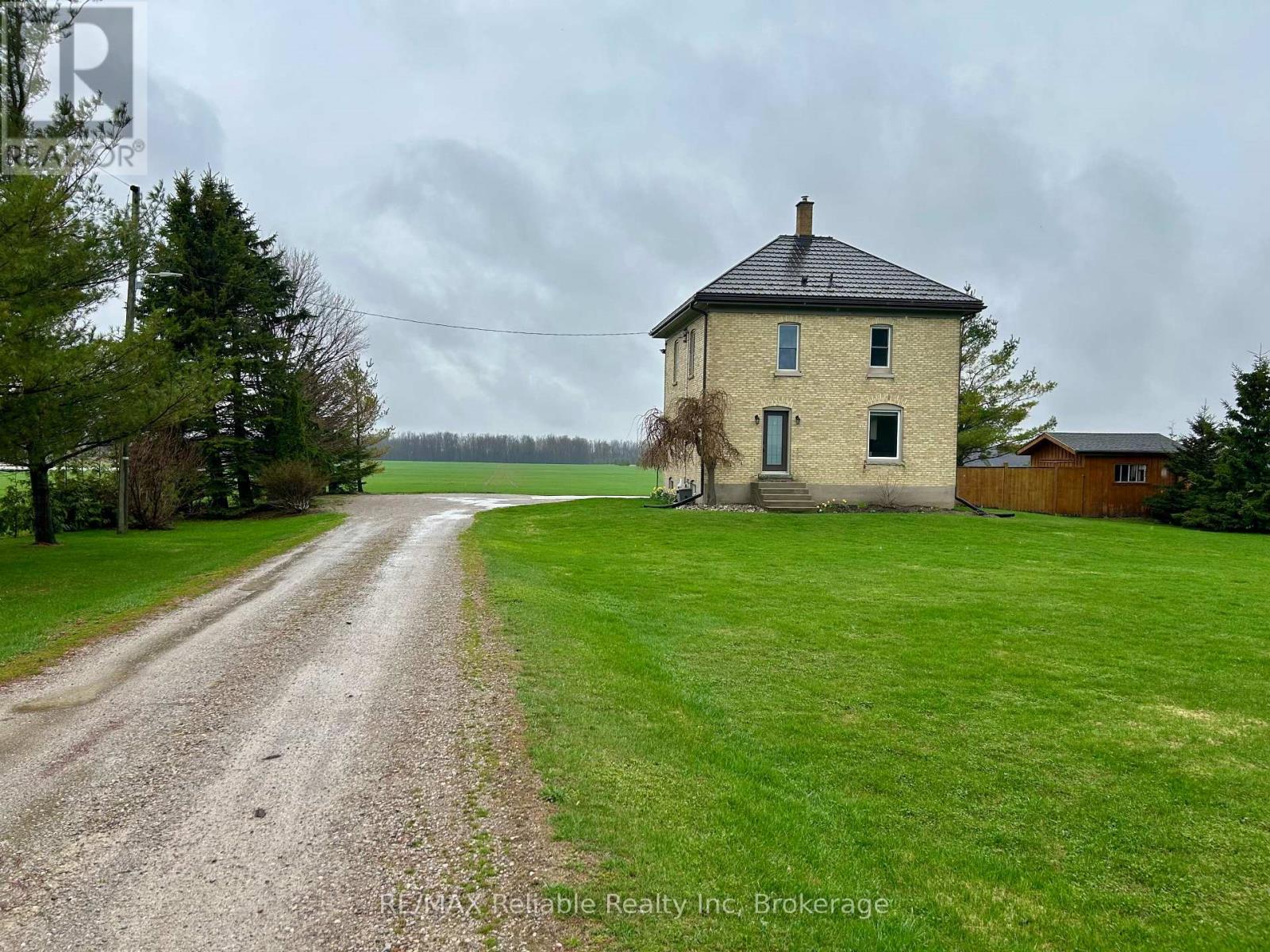 43497 Winthrop Road, Huron East, Ontario  N0K 1E0 - Photo 2 - X12840950