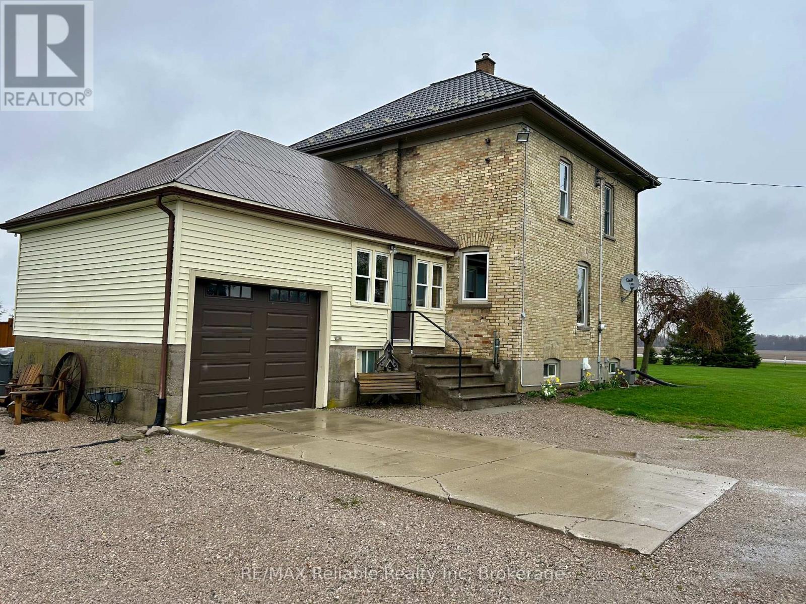 43497 Winthrop Road, Huron East, Ontario  N0K 1E0 - Photo 3 - X12840950