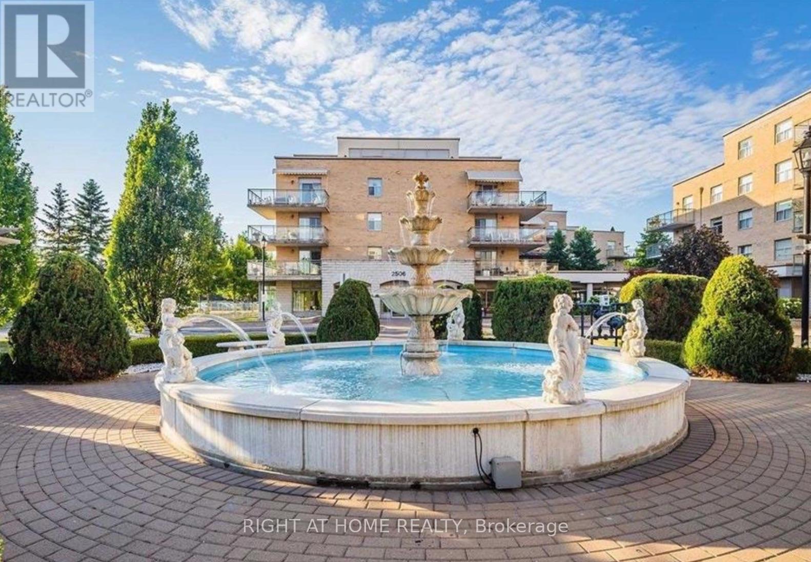 501 - 2506 RUTHERFORD ROAD, Vaughan, Ontario