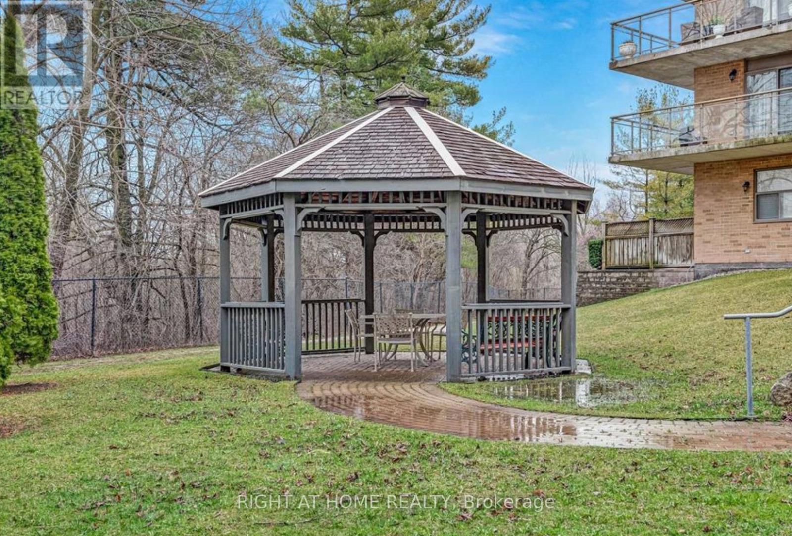 501 - 2506 Rutherford Road, Vaughan, Ontario  L4K 5N4 - Photo 31 - N12933570