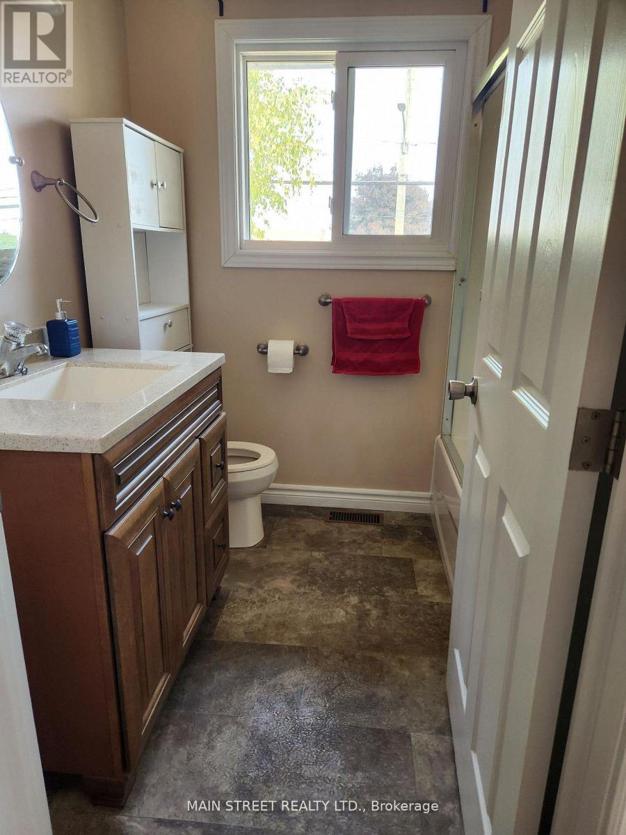 28 Prince Of Wales Drive, Belleville, Ontario  K8P 2T7 - Photo 6 - X13007506