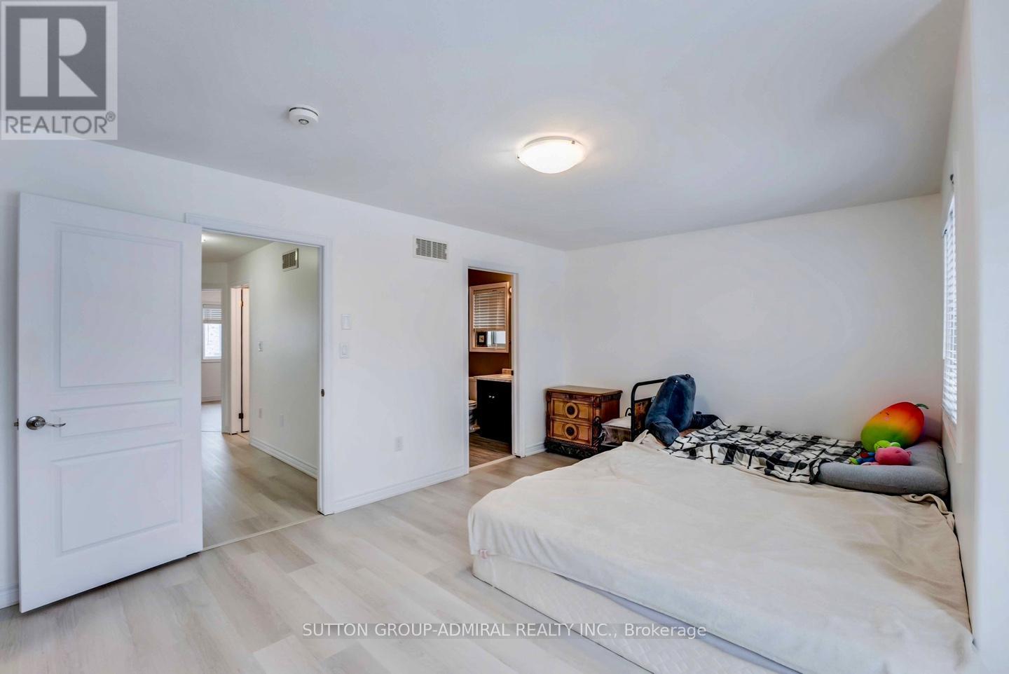 10 Bergenstein Crescent, Pelham, Ontario  L0S 1E6 - Photo 18 - X13007516