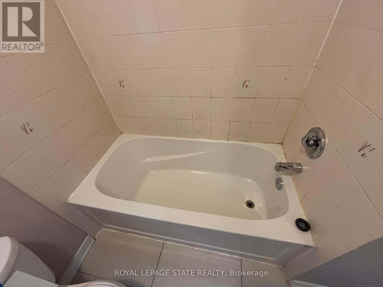 88 West Glen Avenue, Hamilton, Ontario  L8J 0H8 - Photo 19 - X13007608