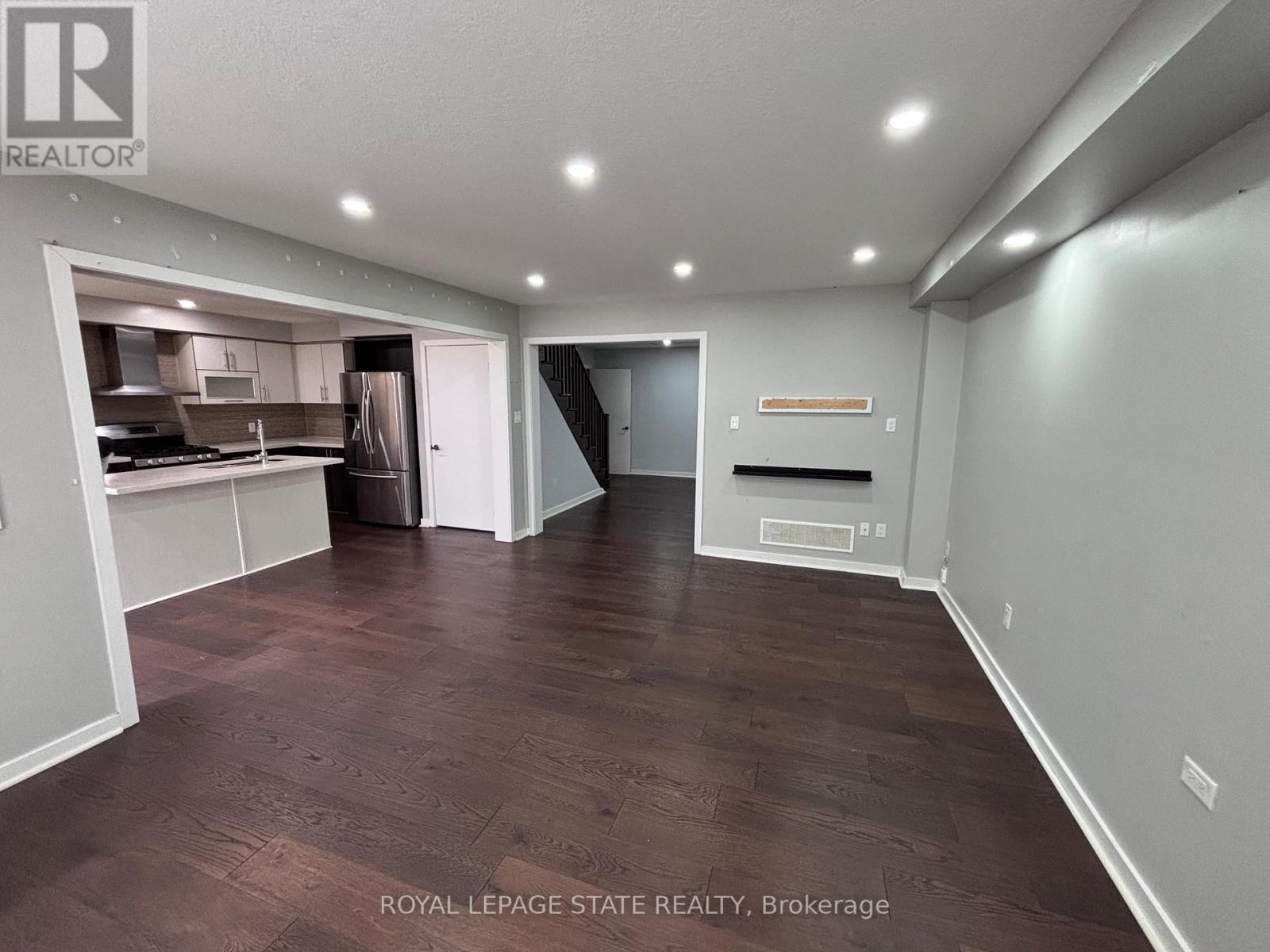 88 West Glen Avenue, Hamilton, Ontario  L8J 0H8 - Photo 7 - X13007608