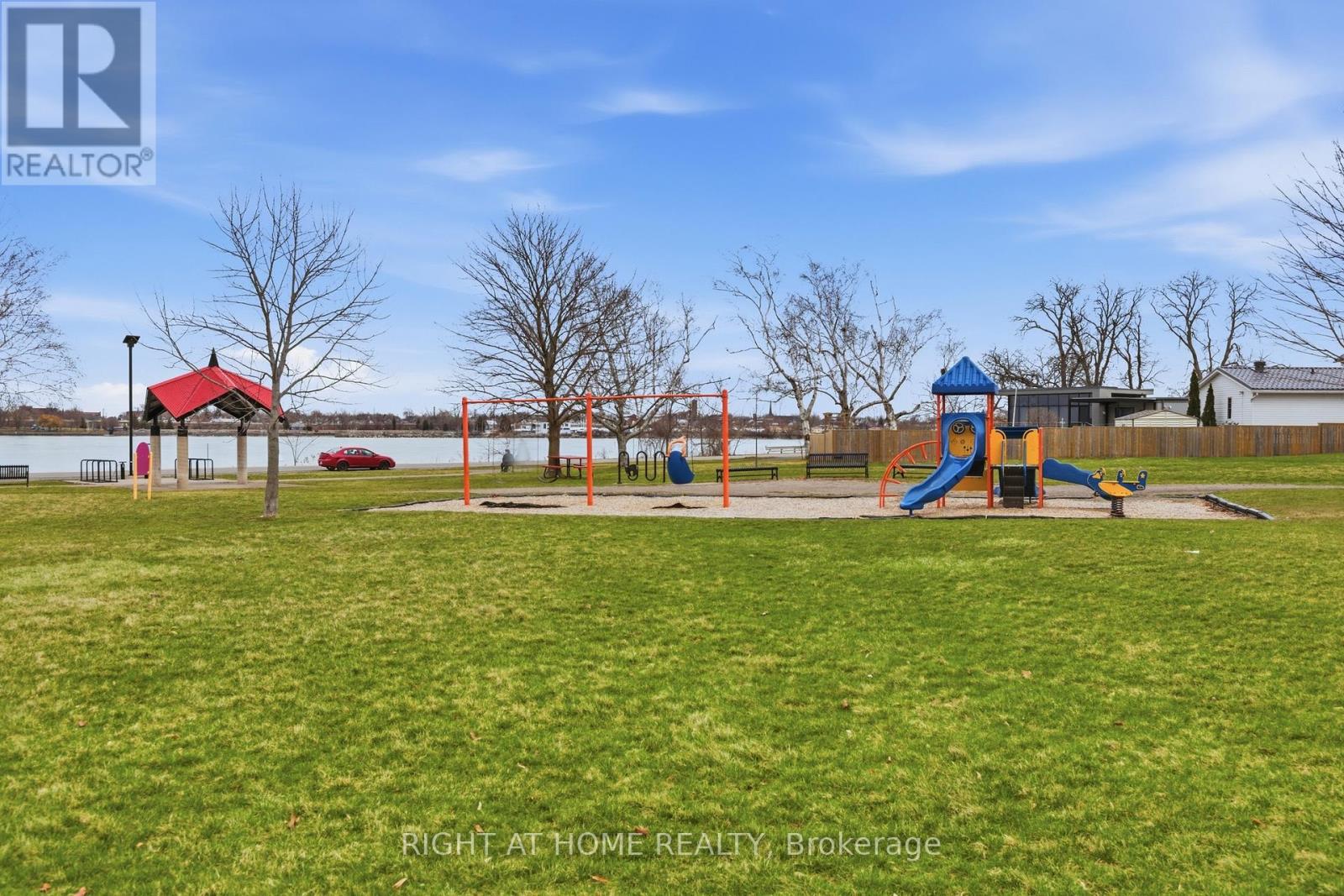 313 Bowen Road, Fort Erie, Ontario  L2A 2Z1 - Photo 18 - X13007662