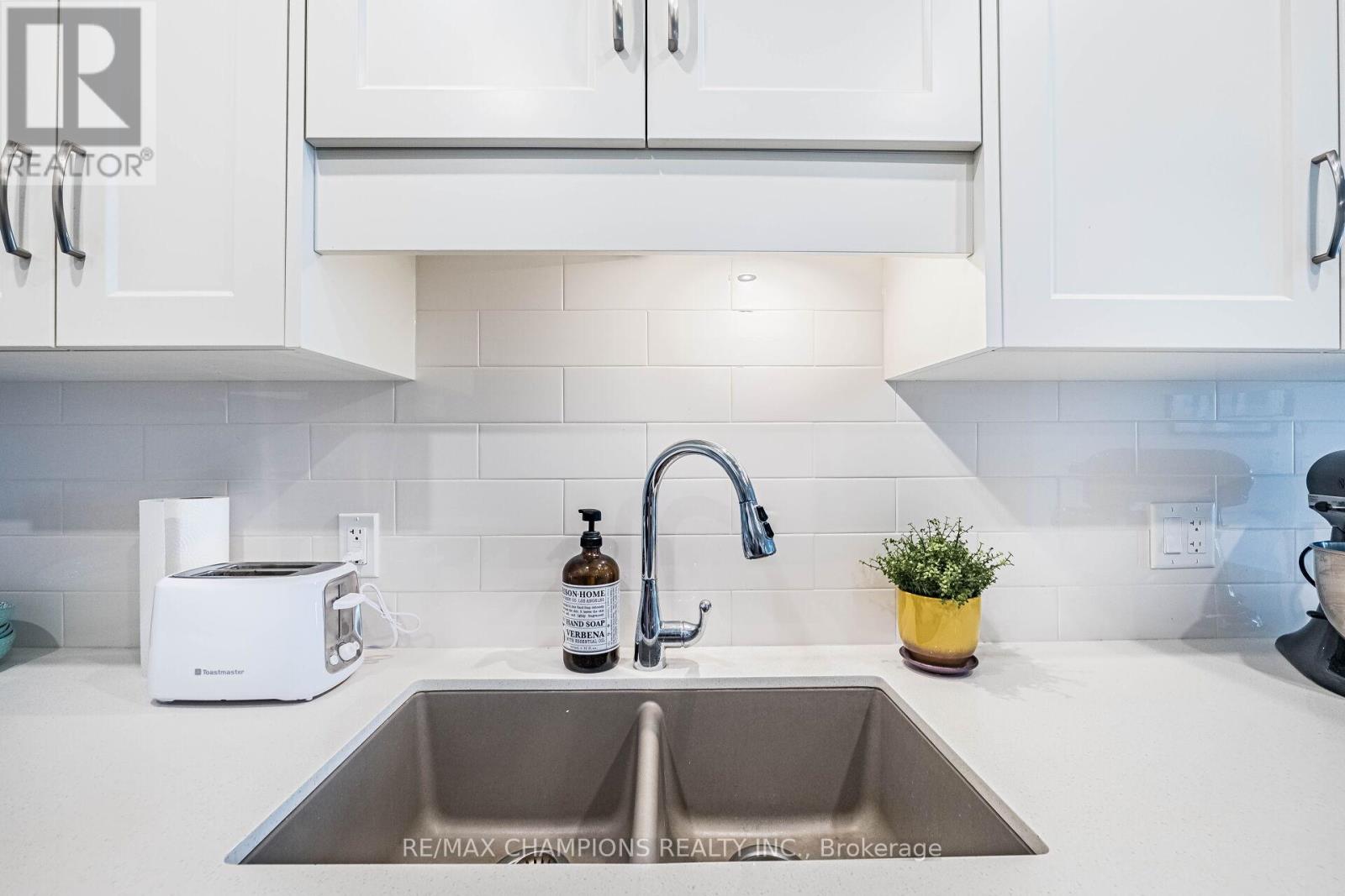 30 Hamilton Street, Hamilton, Ontario  L8B 1V8 - Photo 18 - X13007808