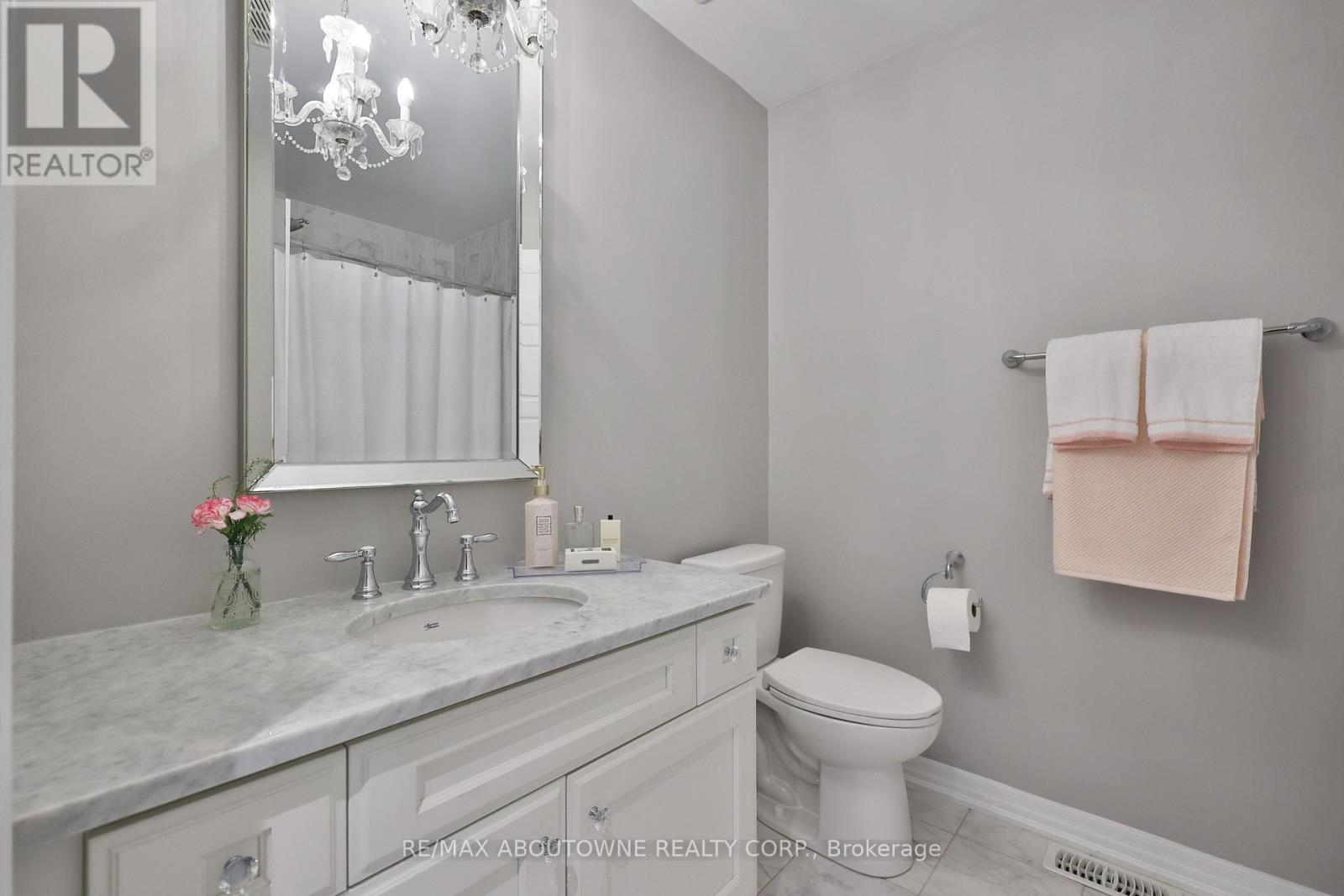 3205 Violet Gardens, Oakville, Ontario  L6M 1L5 - Photo 31 - W13007294