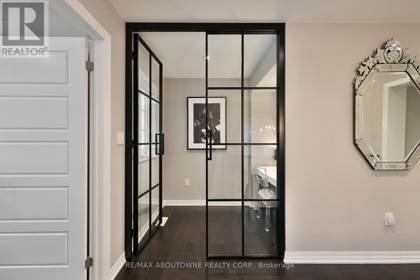 3205 Violet Gardens, Oakville, Ontario  L6M 1L5 - Photo 23 - W13007294