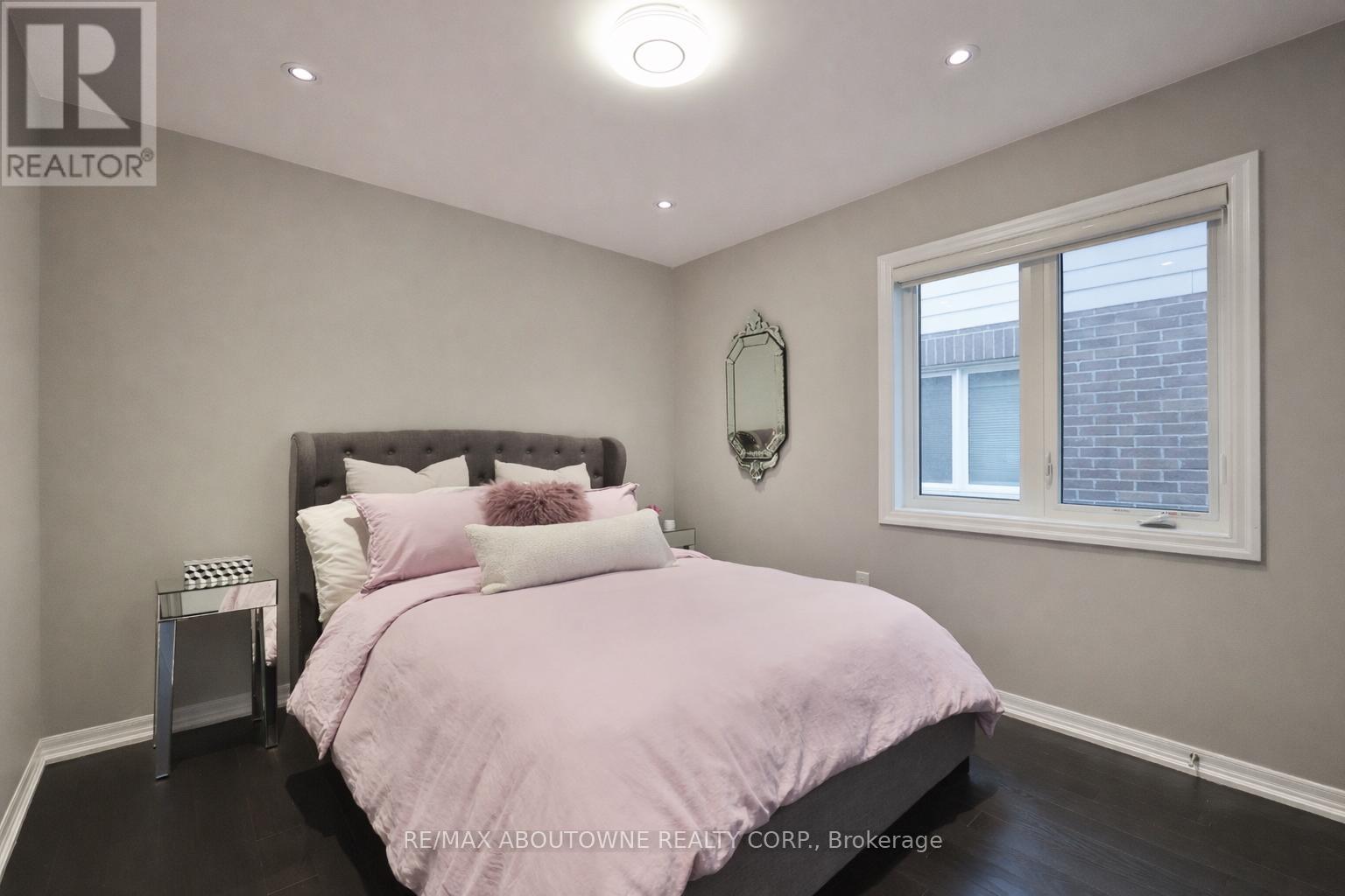 3205 Violet Gardens, Oakville, Ontario  L6M 1L5 - Photo 25 - W13007294