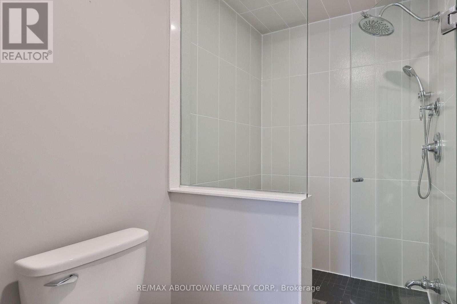 3205 Violet Gardens, Oakville, Ontario  L6M 1L5 - Photo 29 - W13007294