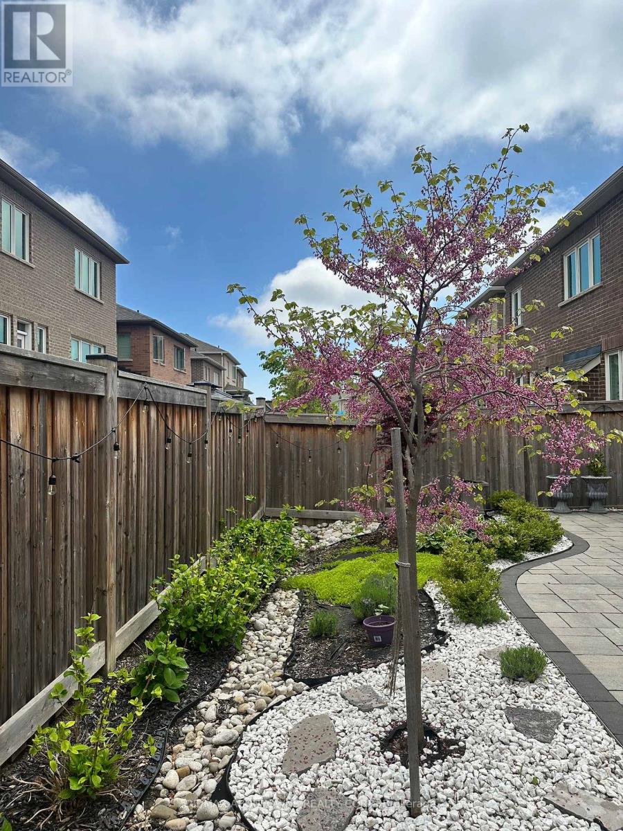 3205 Violet Gardens, Oakville, Ontario  L6M 1L5 - Photo 37 - W13007294