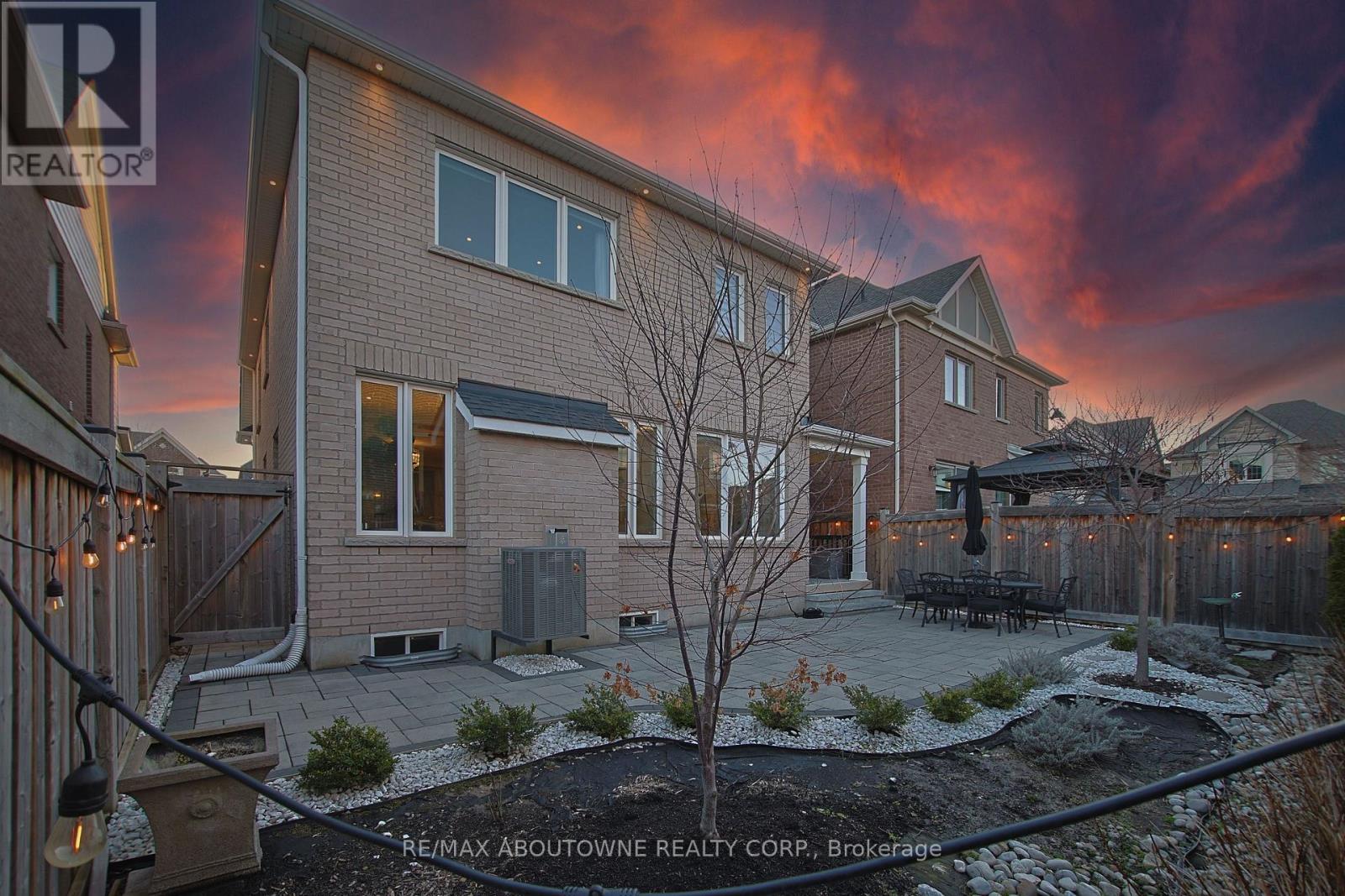 3205 Violet Gardens, Oakville, Ontario  L6M 1L5 - Photo 41 - W13007294