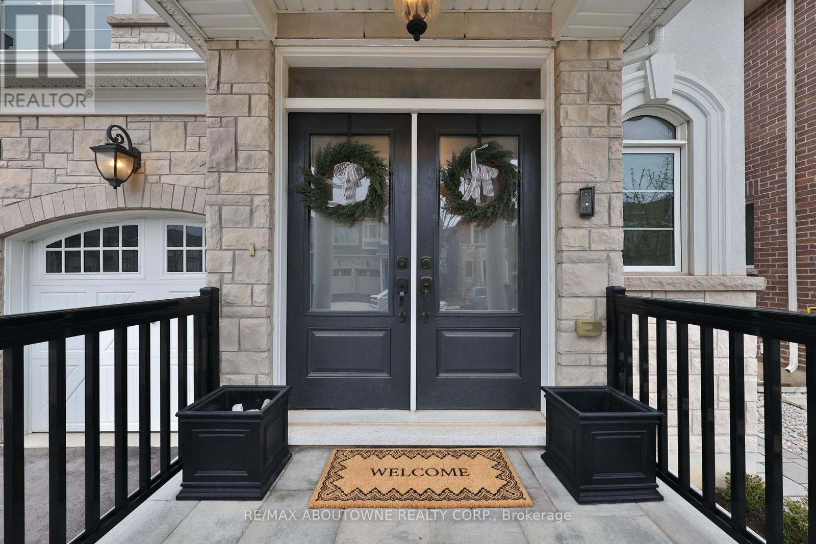 3205 Violet Gardens, Oakville, Ontario  L6M 1L5 - Photo 8 - W13007294