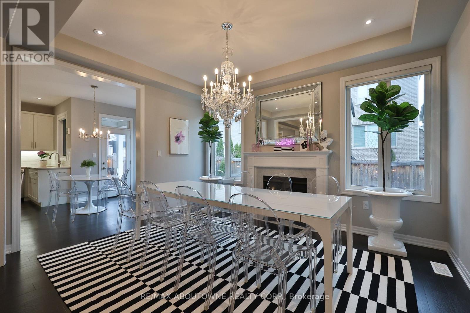 3205 Violet Gardens, Oakville, Ontario  L6M 1L5 - Photo 19 - W13007294