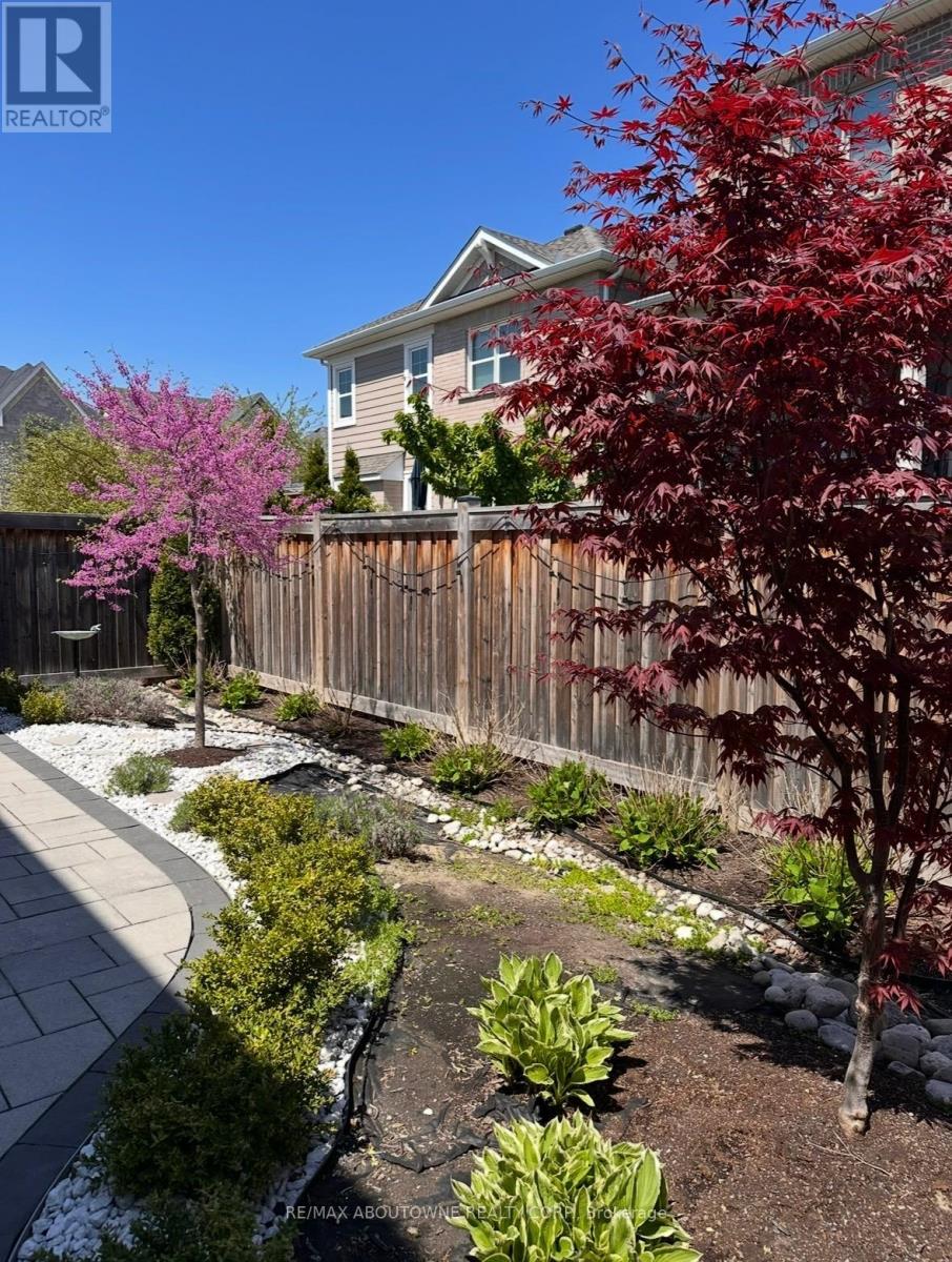 3205 Violet Gardens, Oakville, Ontario  L6M 1L5 - Photo 38 - W13007294