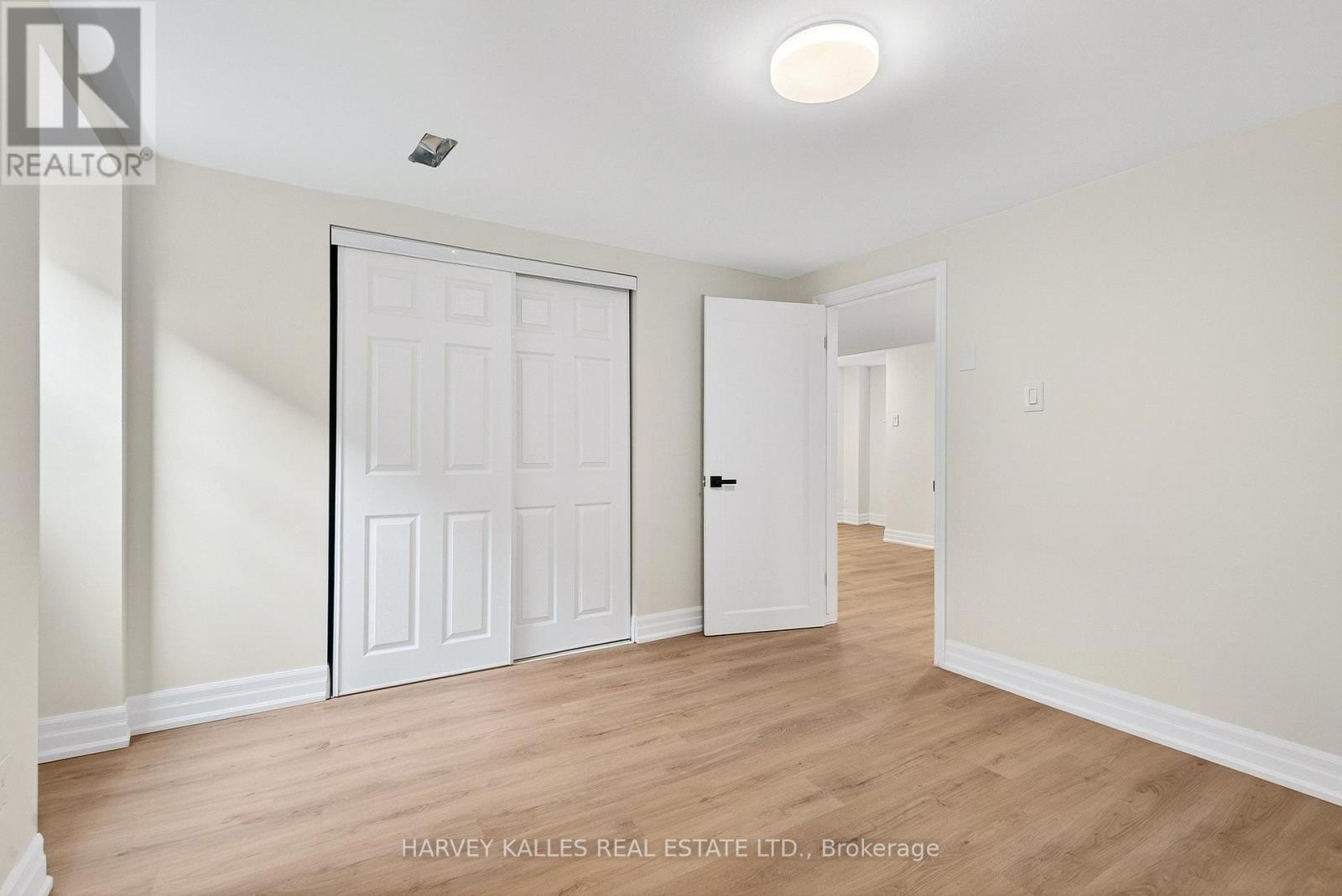 Basement - 67 Robinglade Drive, Toronto, Ontario  M9B 2R2 - Photo 14 - W13007322