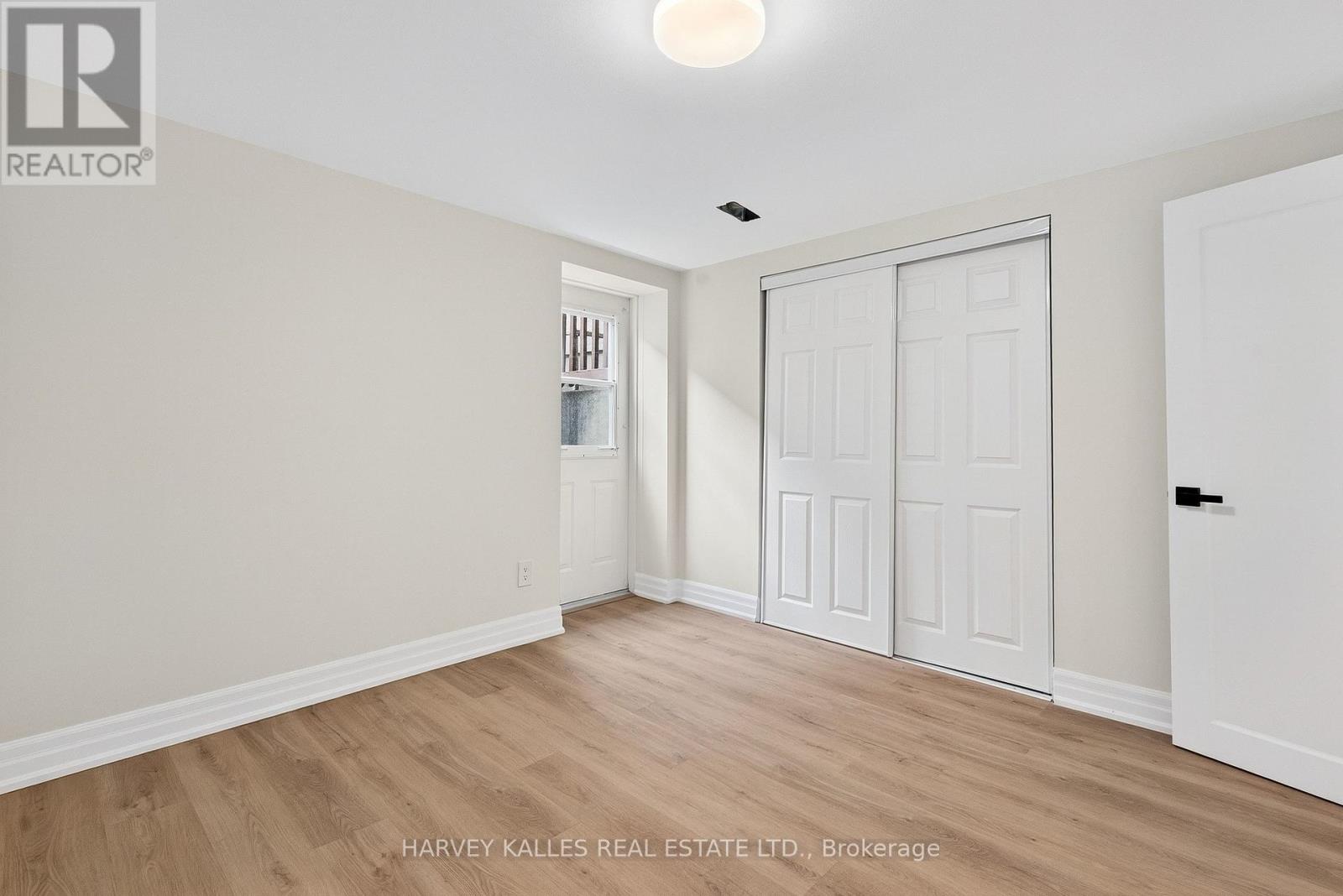 Basement - 67 Robinglade Drive, Toronto, Ontario  M9B 2R2 - Photo 15 - W13007322