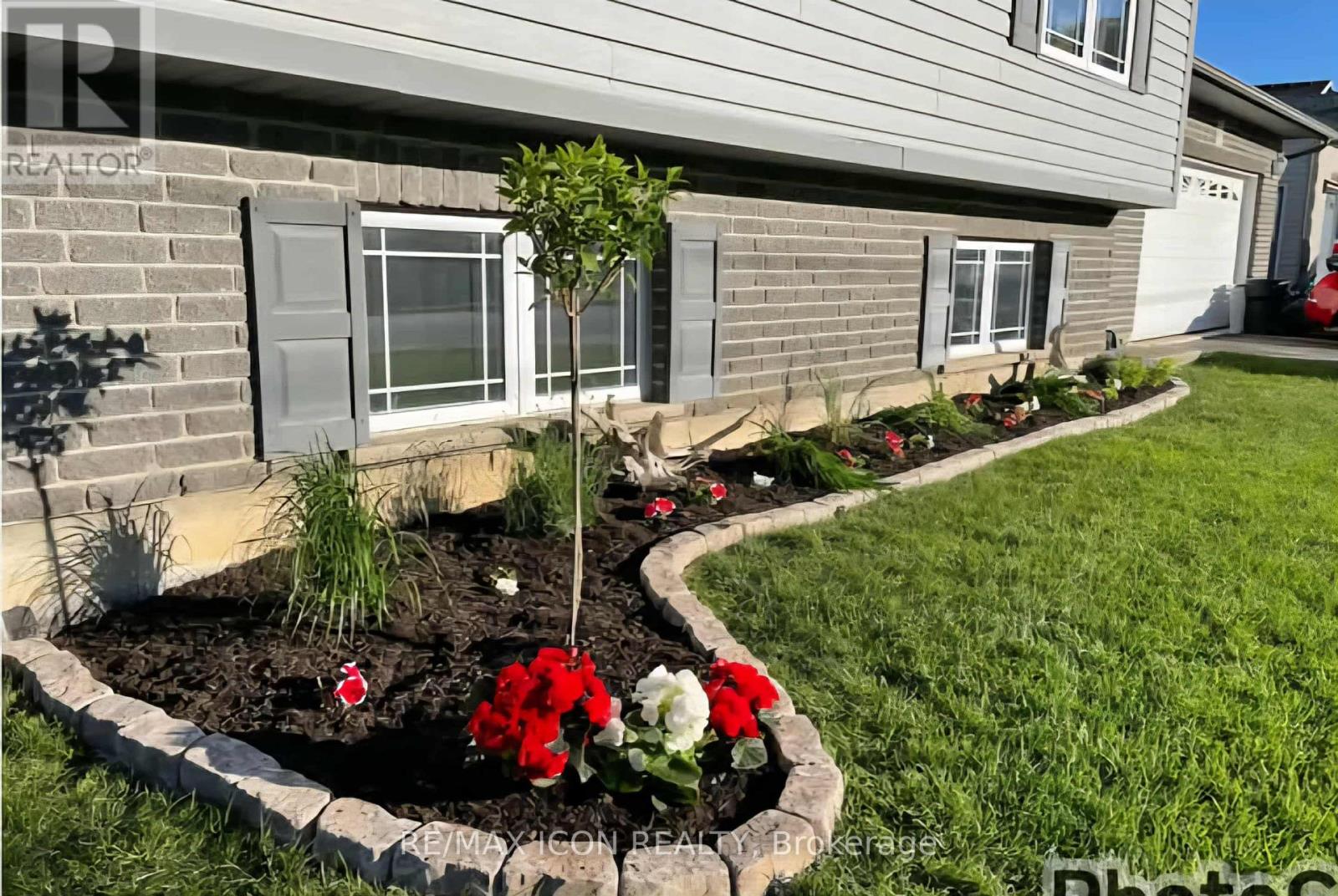 460 KING STREET E, Wellington North, Ontario