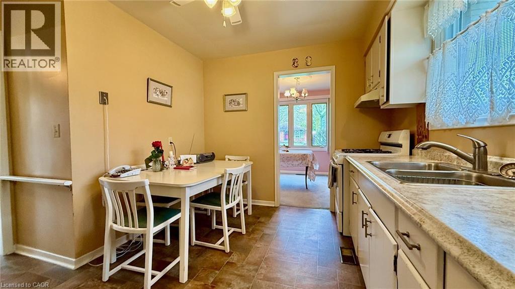 123 Oak Street, Simcoe, Ontario  N3Y 4S2 - Photo 10 - 40821546