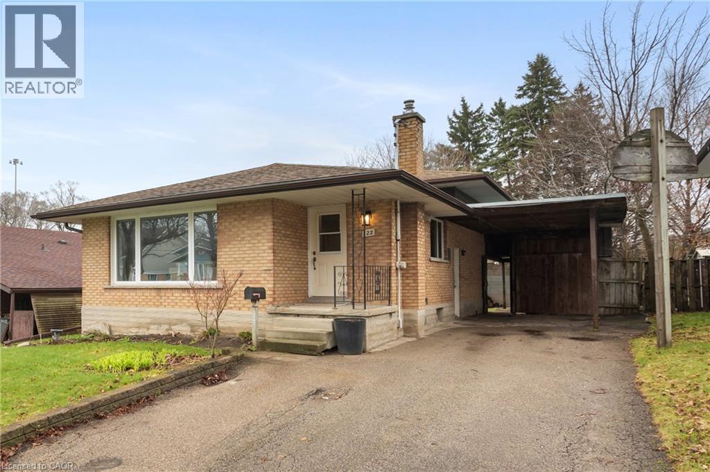 122 SWEETBRIAR Drive, Kitchener, Ontario