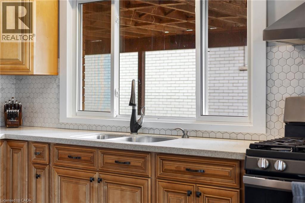 122 Sweetbriar Drive, Kitchener, Ontario N2M 4S6 - Photo 13 - 40821030